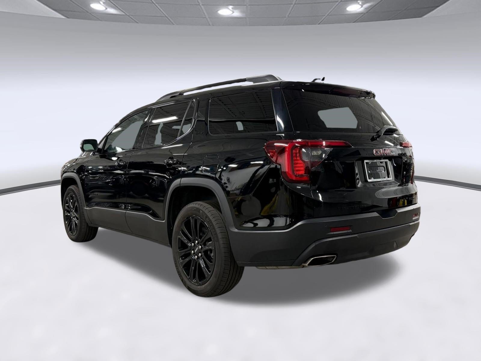 2023 GMC Acadia SLT SUV