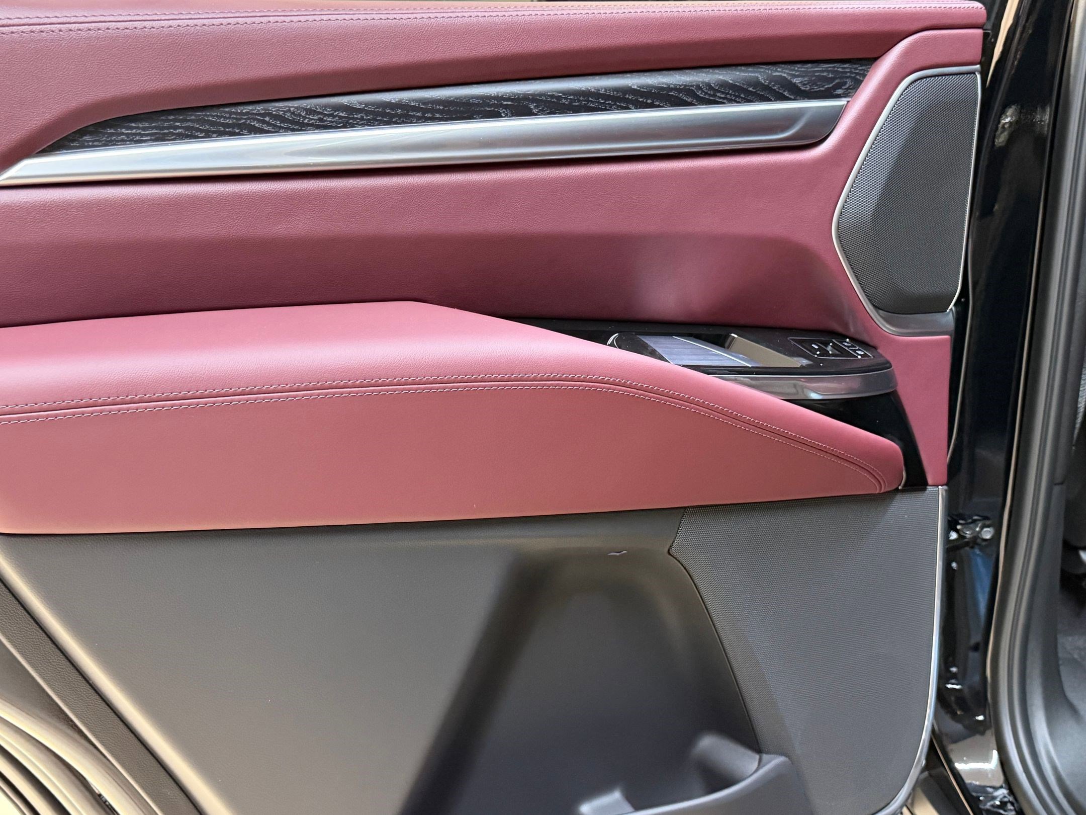2026 Cadillac Escalade Luxury - Photo 47
