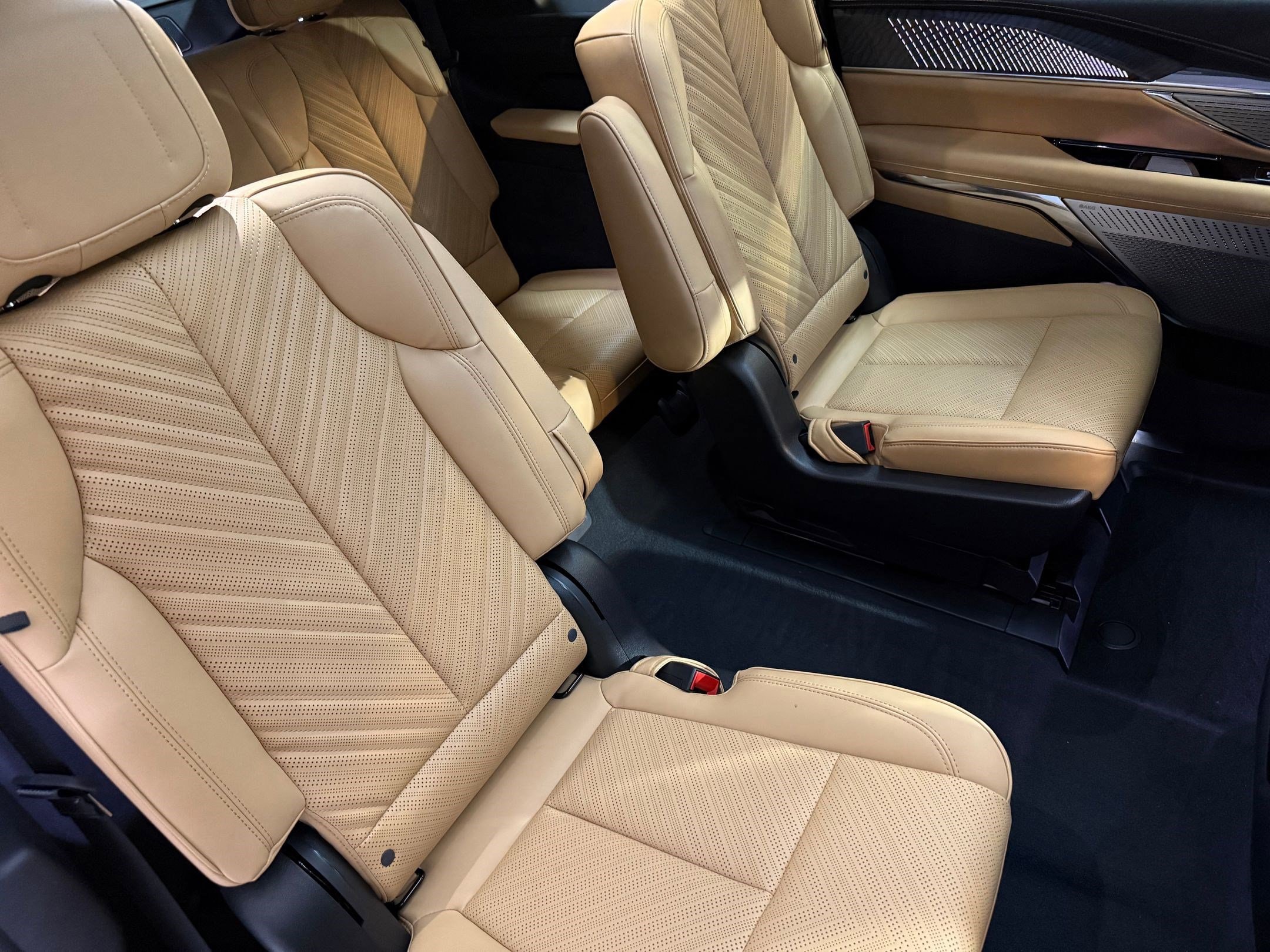 2025 Cadillac Escalade IQ Sport 2 - Photo 55