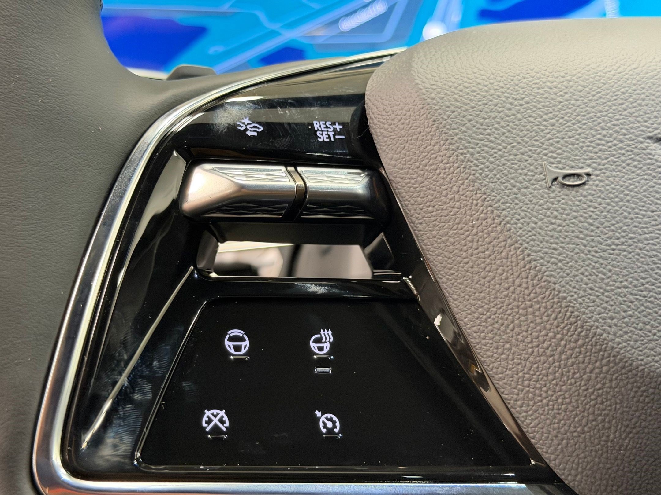 2027 Cadillac LYRIQ Sport - Photo 15