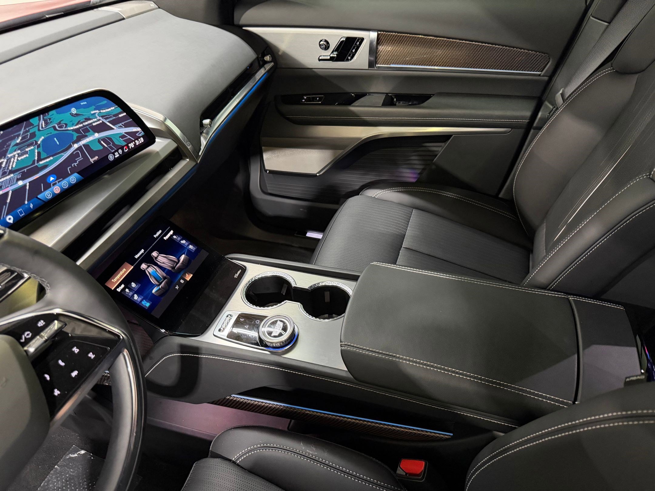2026 Cadillac VISTIQ Sport - Photo 37