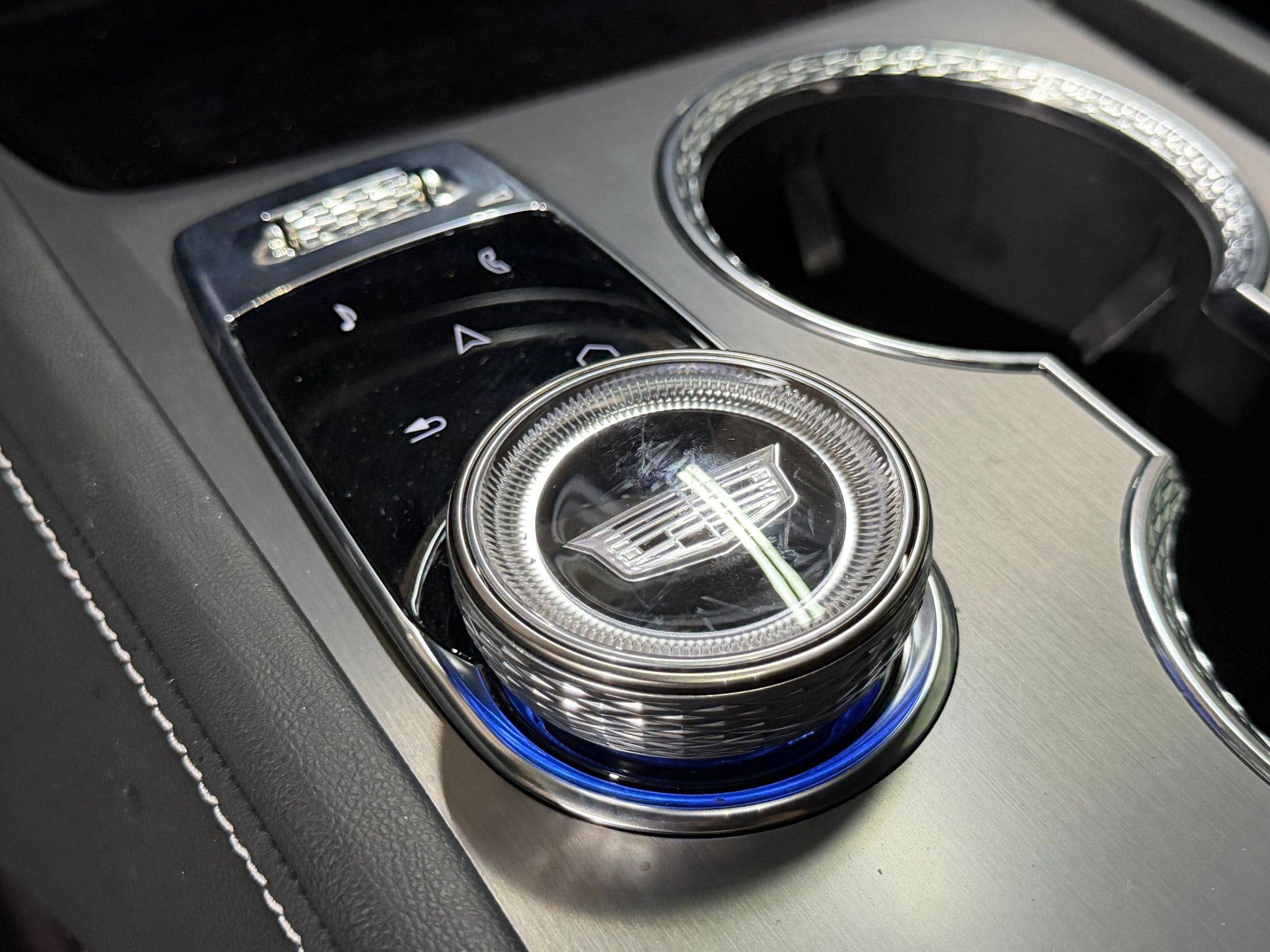 2026 Cadillac VISTIQ Sport - Photo 17