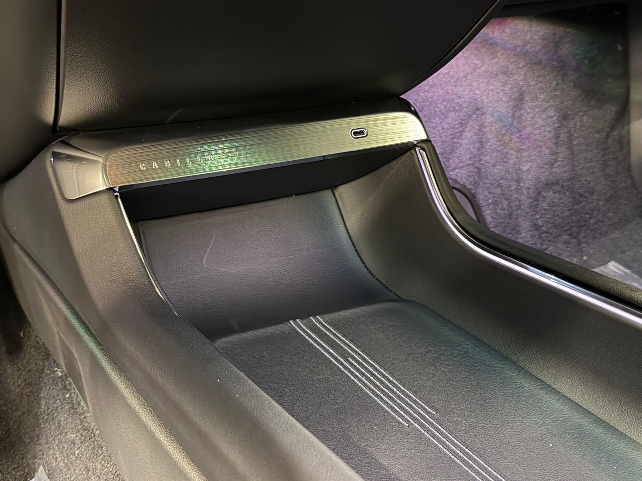 2027 Cadillac LYRIQ Sport - Photo 43