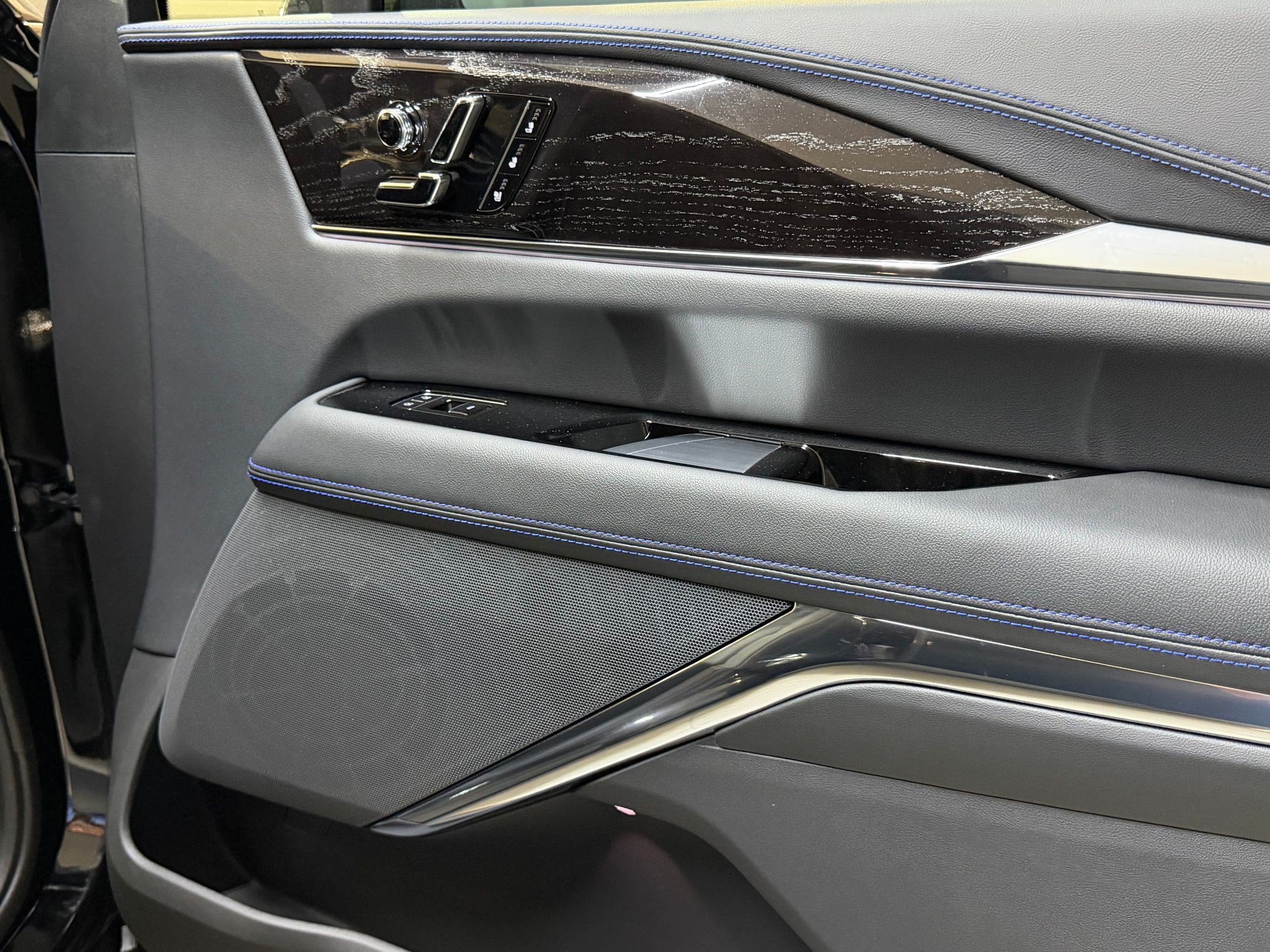 2026 Cadillac Escalade IQ Sport - Photo 55