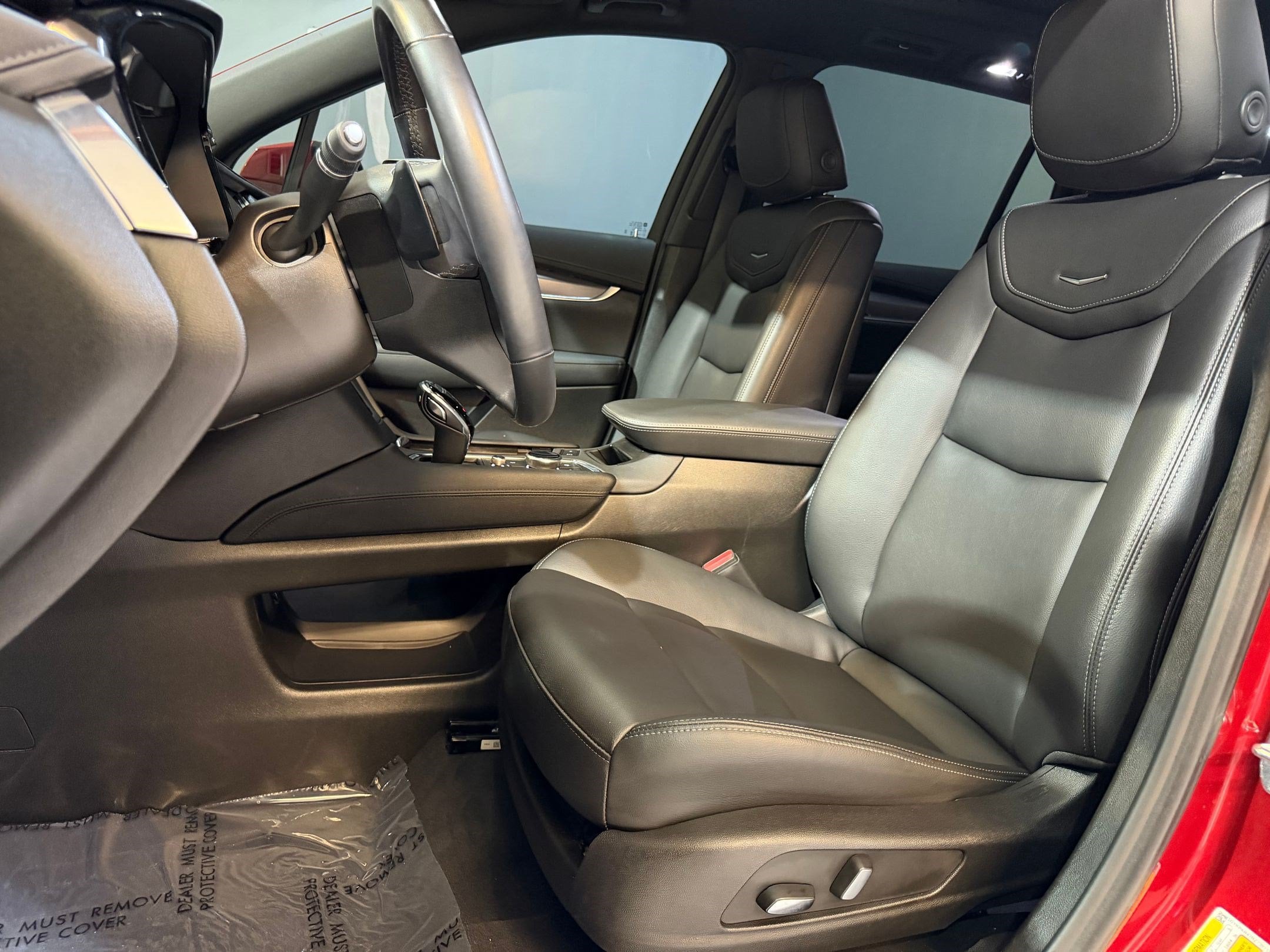 XT6 Luxury SUV