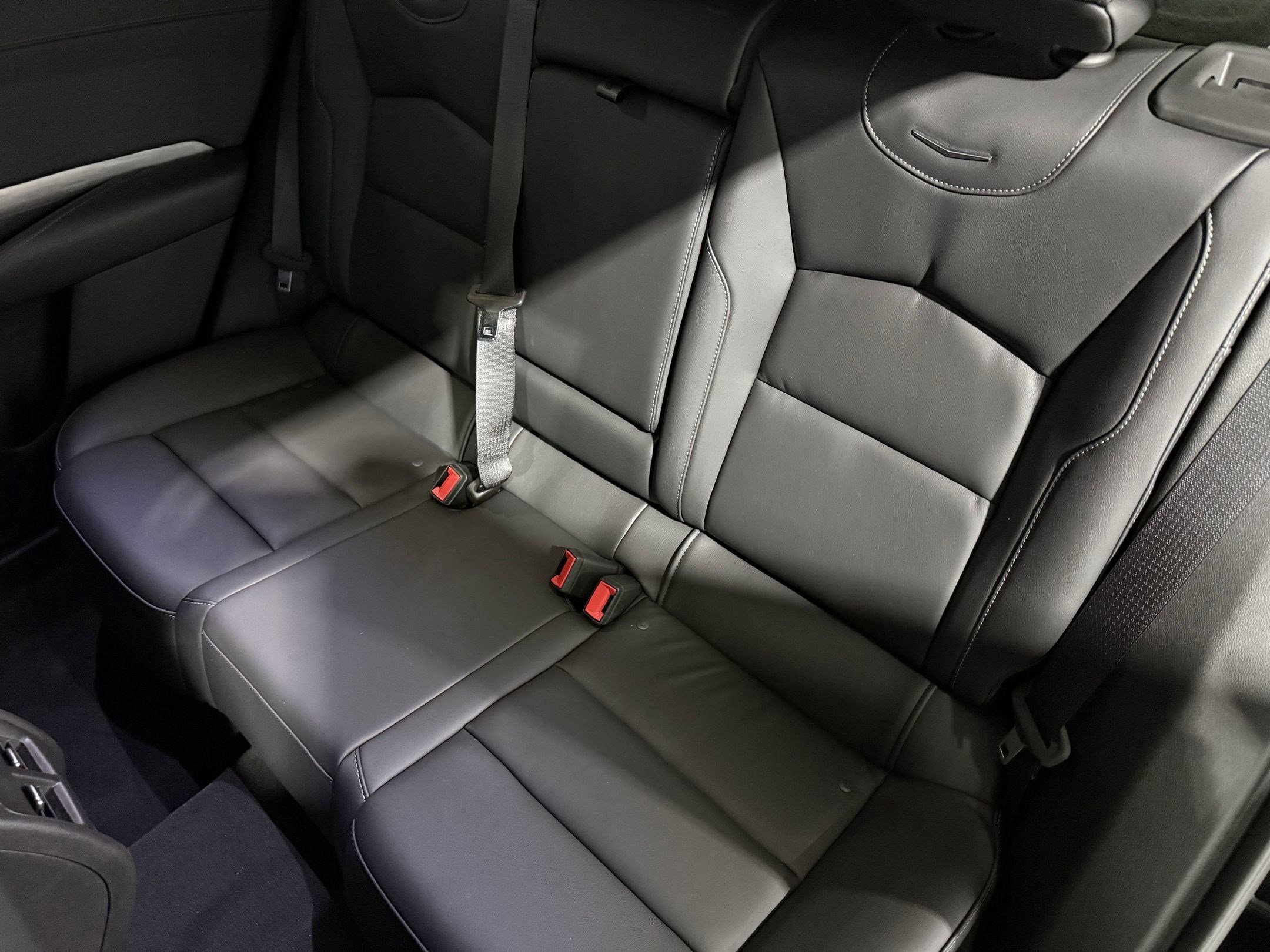 2025 Cadillac XT4 Premium Luxury - Photo 37