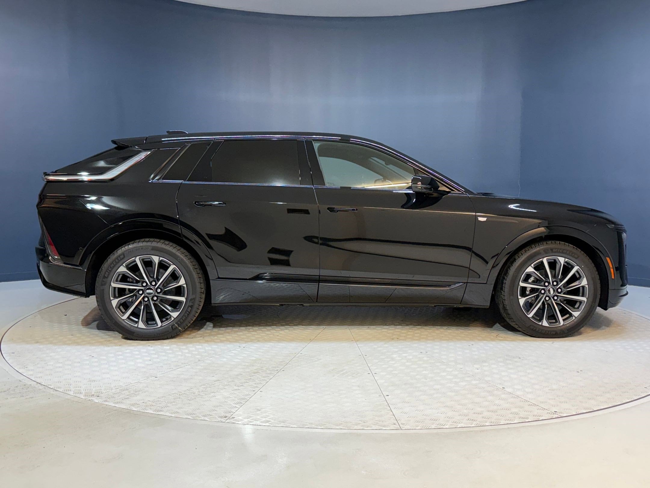 2026 Cadillac LYRIQ Sport - Photo 8