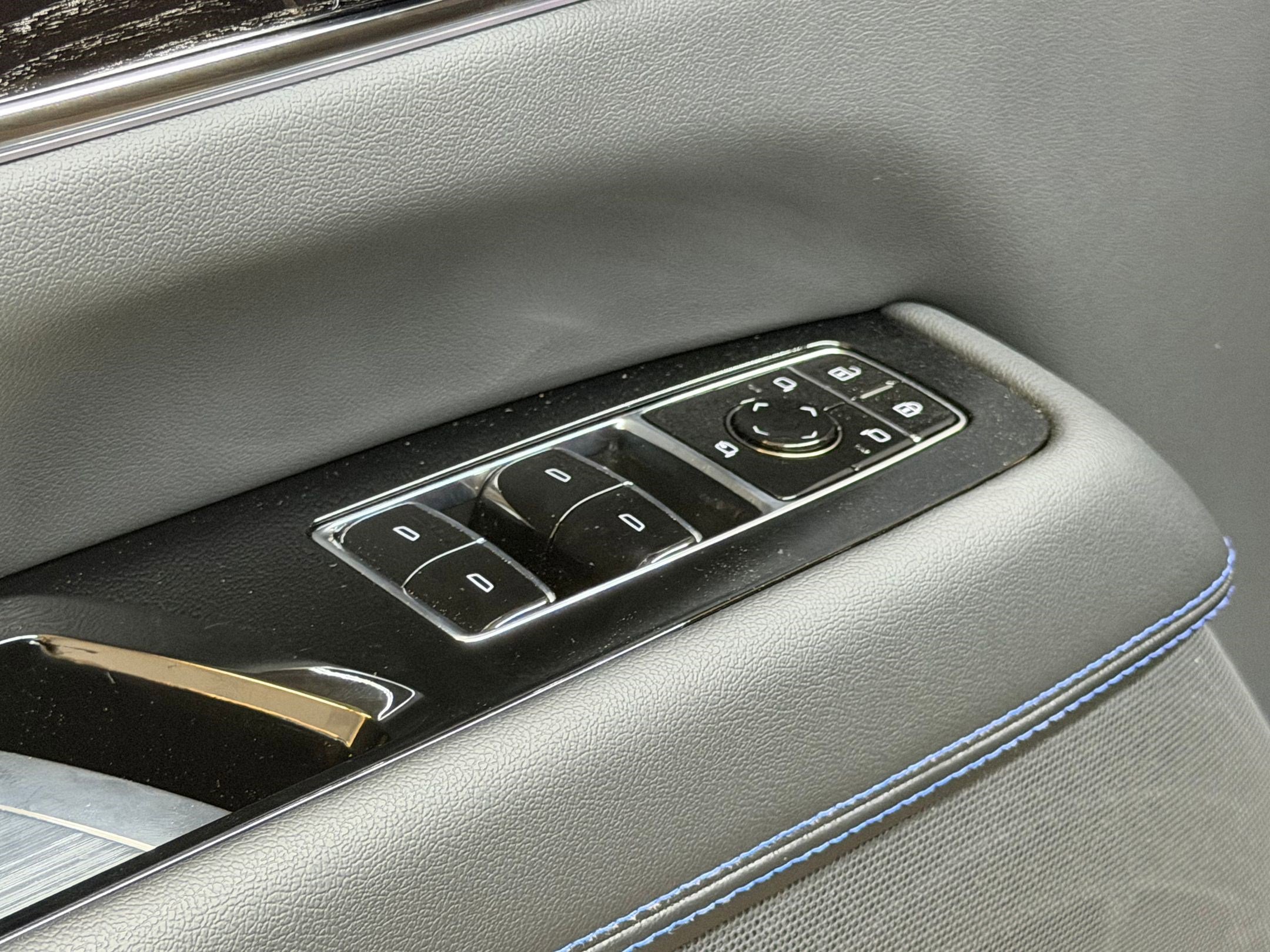 2026 Cadillac Escalade IQ Sport - Photo 23