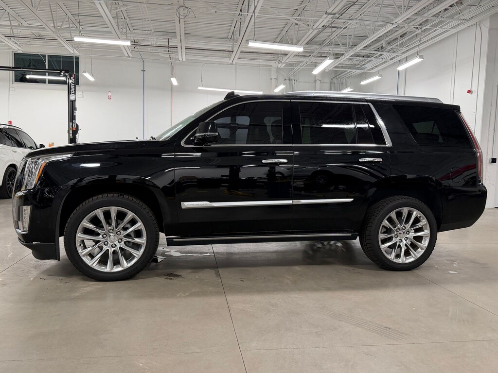 Used 2019 CADILLAC Escalade Premium Luxury SUV