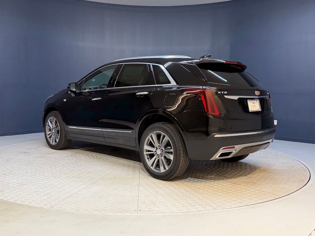 New 2026 CADILLAC XT5 Premium Luxury SUV
