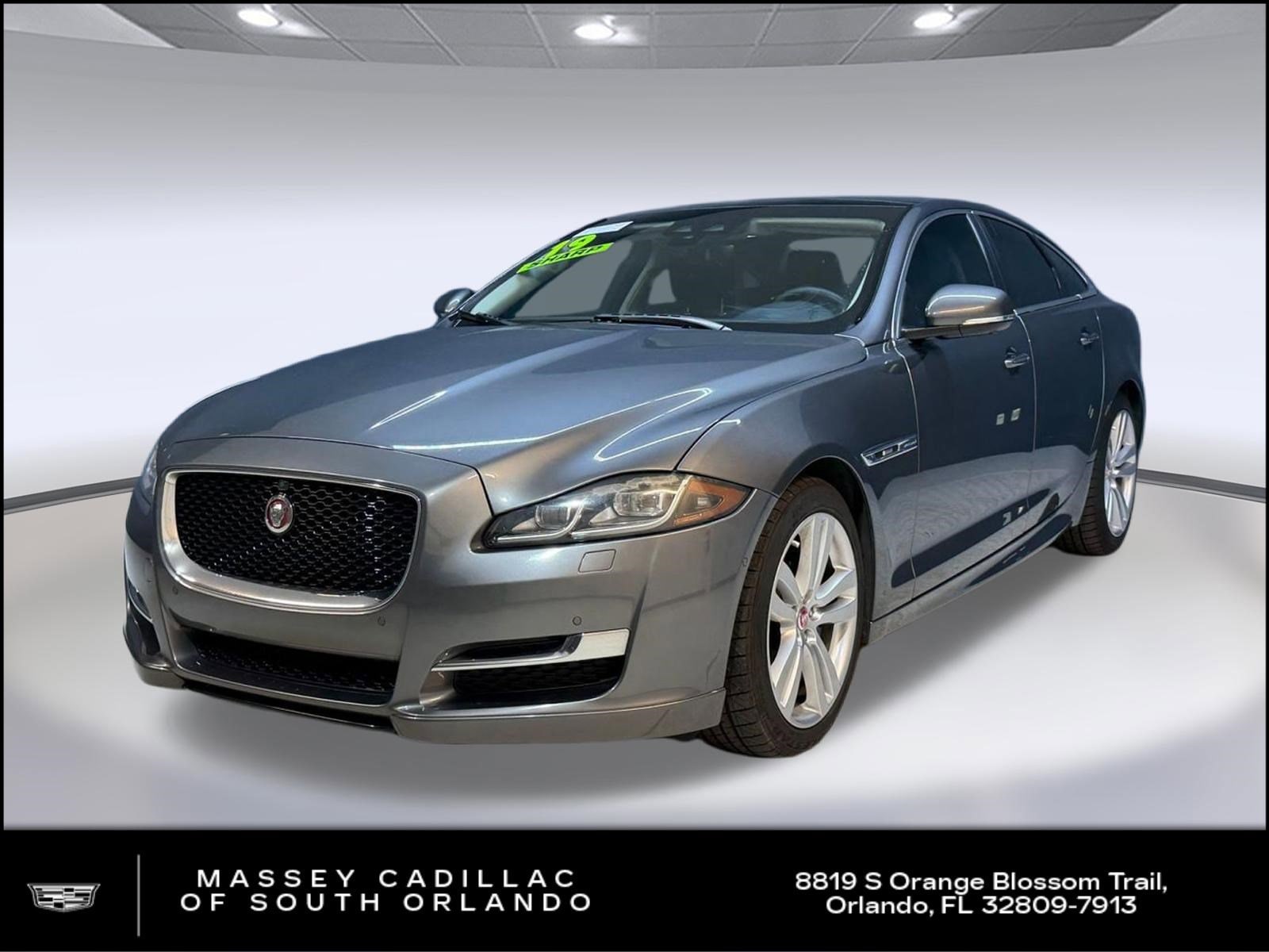 2019 Jaguar XJ XJ R-Sport AWD's photo
