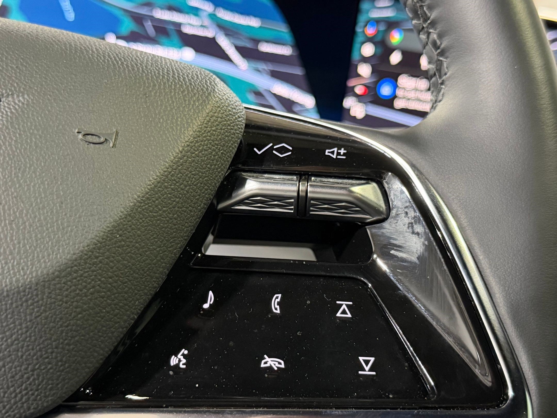 2026 Cadillac VISTIQ Sport - Photo 30