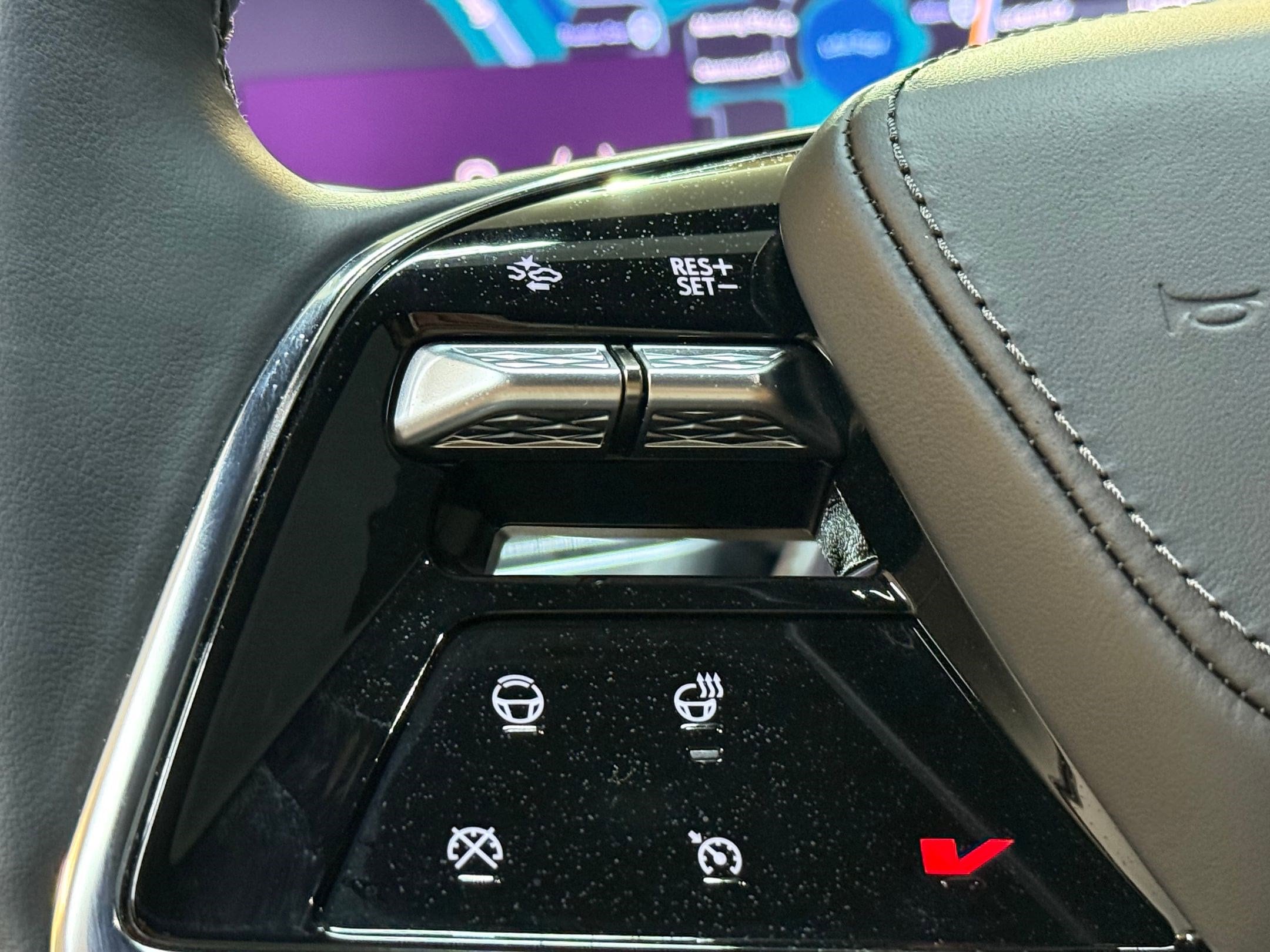 2025 Cadillac Escalade IQ Sport 2 - Photo 17