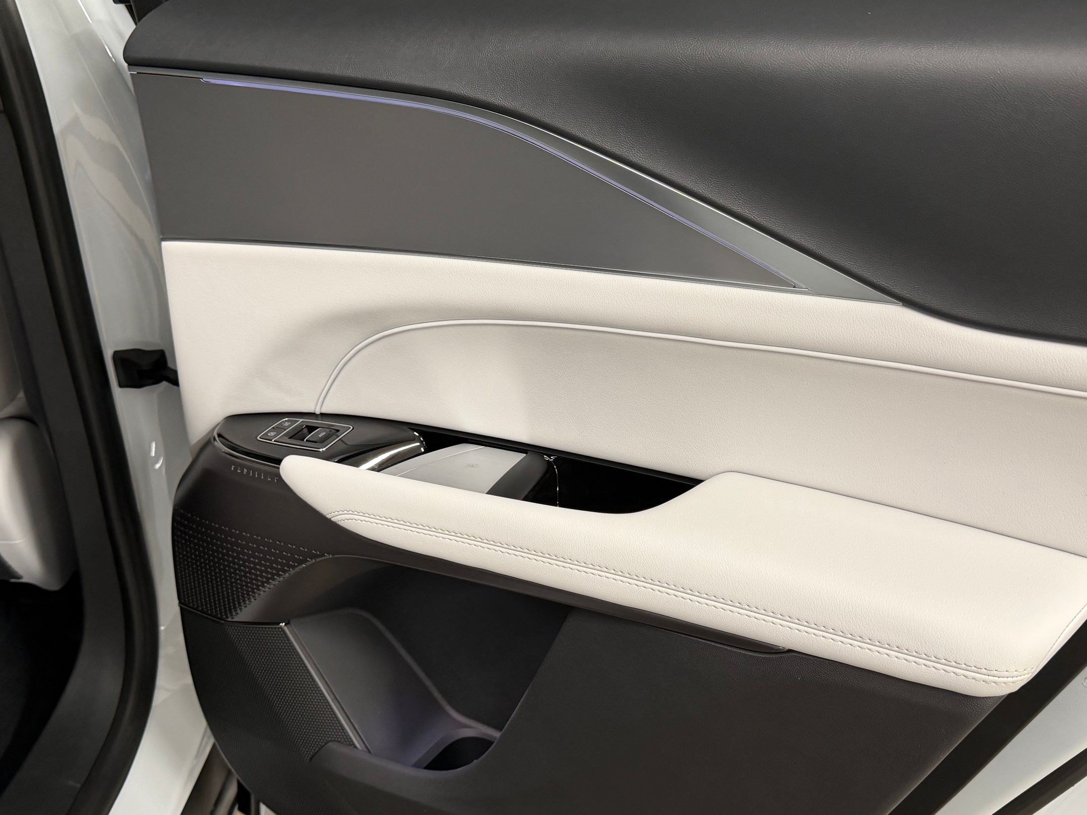 2027 Cadillac LYRIQ Sport - Photo 45