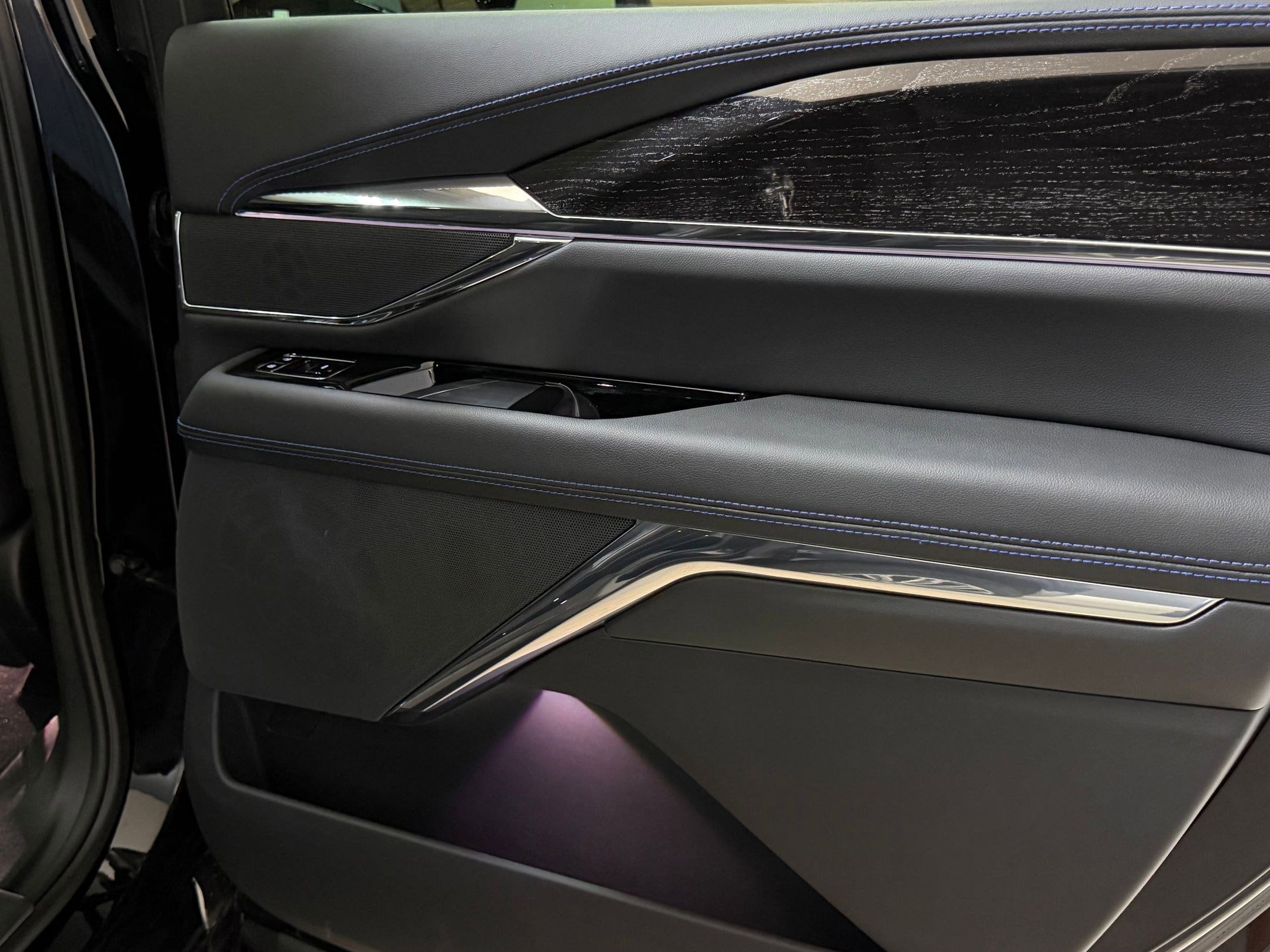 2026 Cadillac Escalade IQ Luxury - Photo 50
