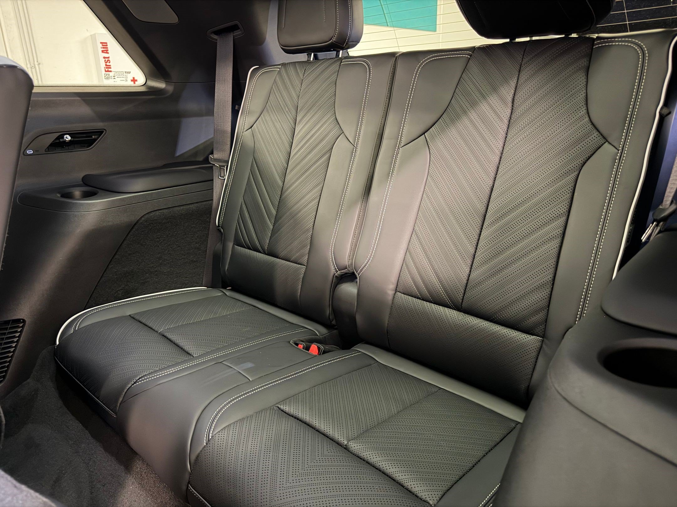 2027 Cadillac VISTIQ Platinum - Photo 50
