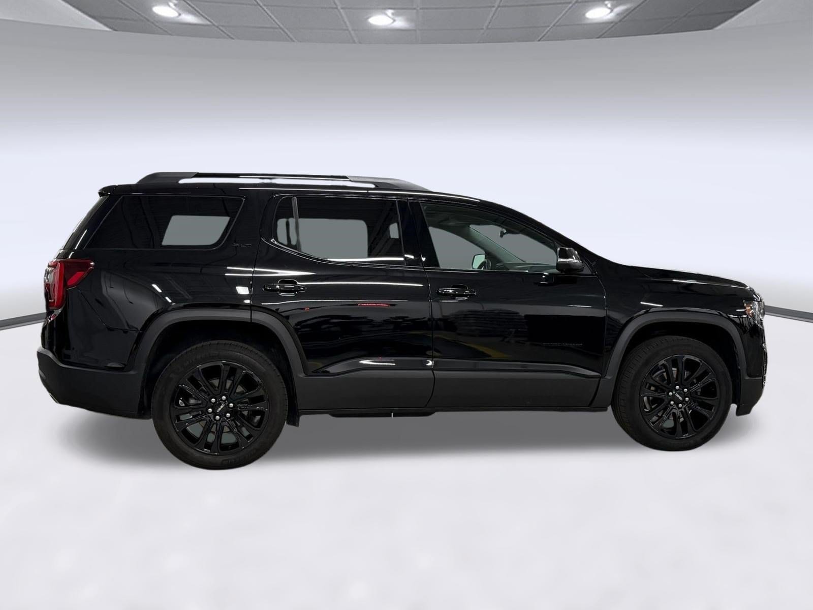 2023 GMC Acadia SLT SUV