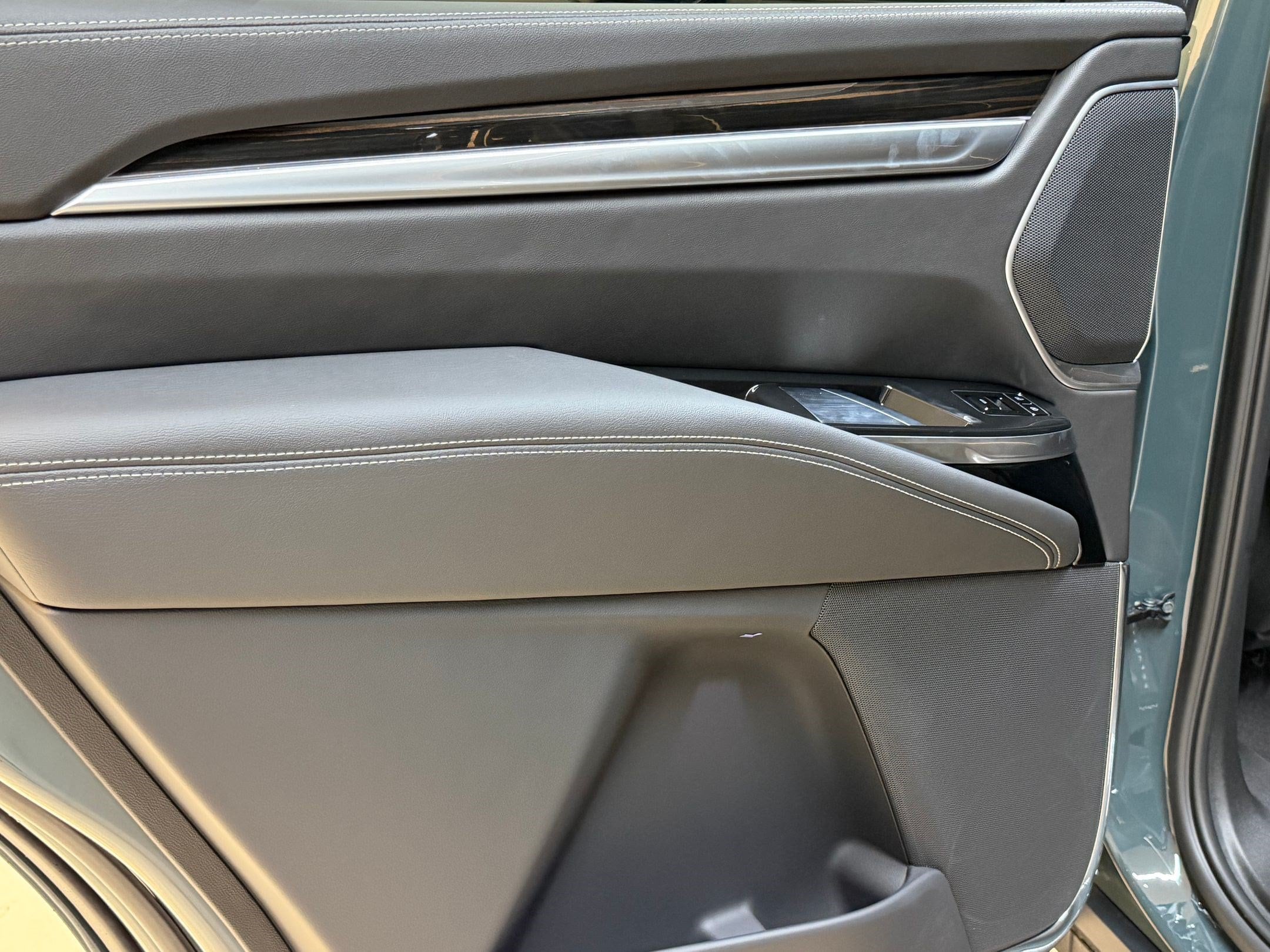 2026 Cadillac Escalade Luxury - Photo 48