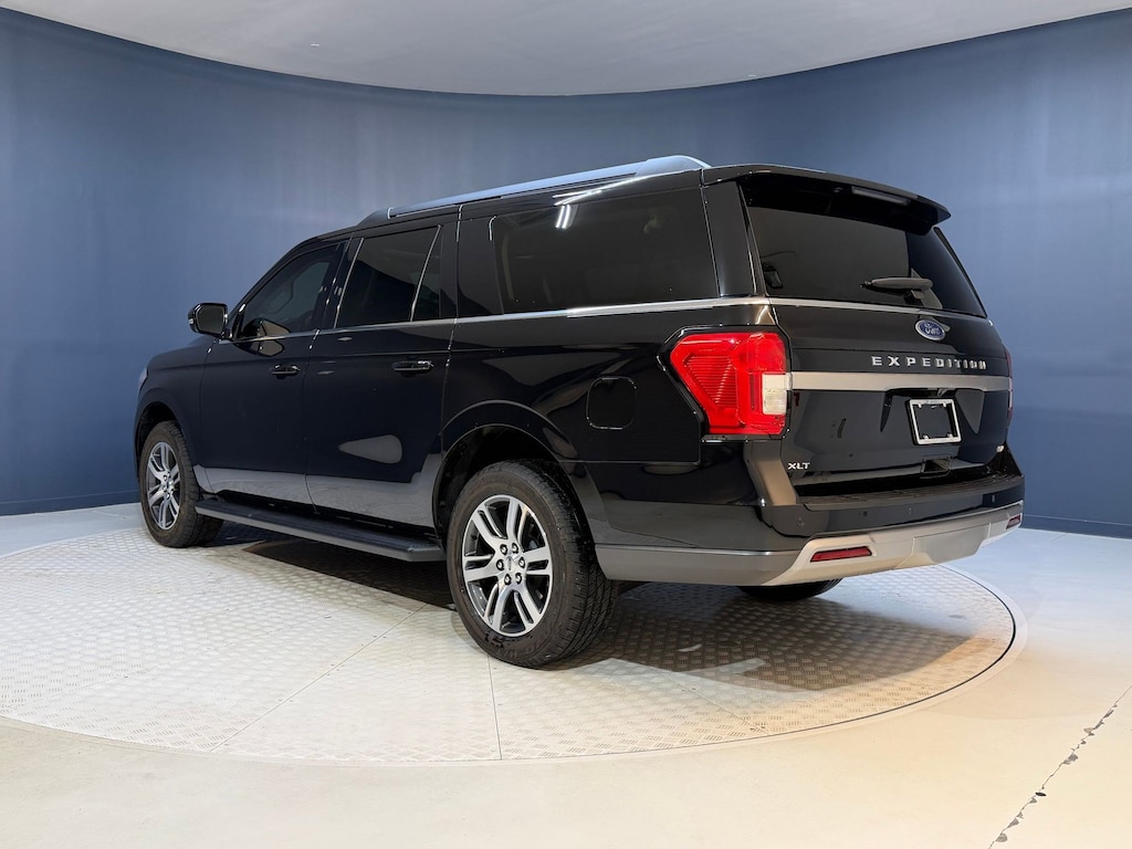 Used 2024 Ford Expedition Max XLT