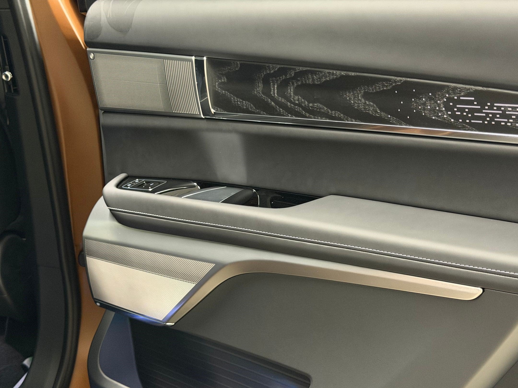 2027 Cadillac VISTIQ Platinum - Photo 51