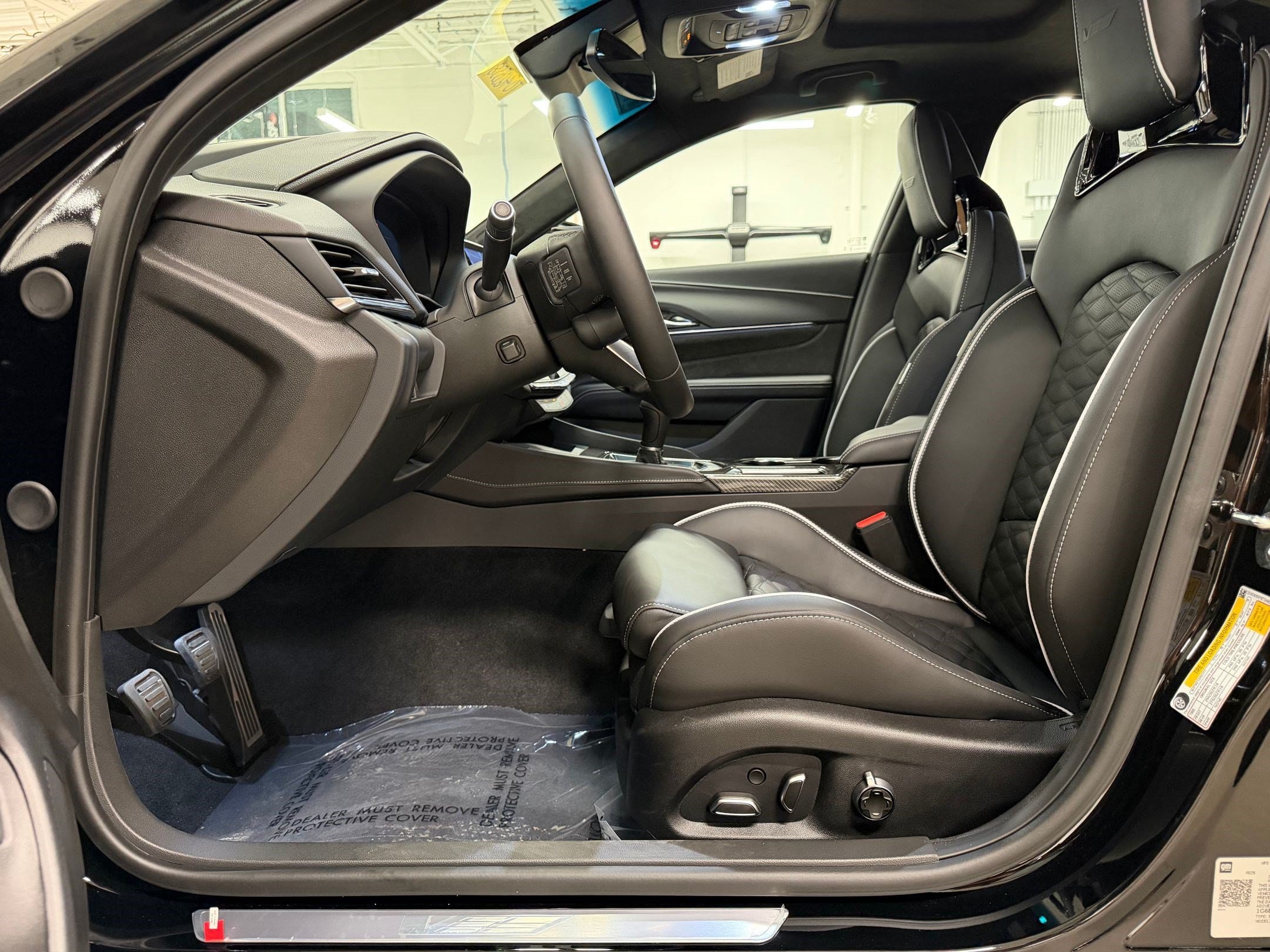CT4-V V-Series Blackwing Sedan