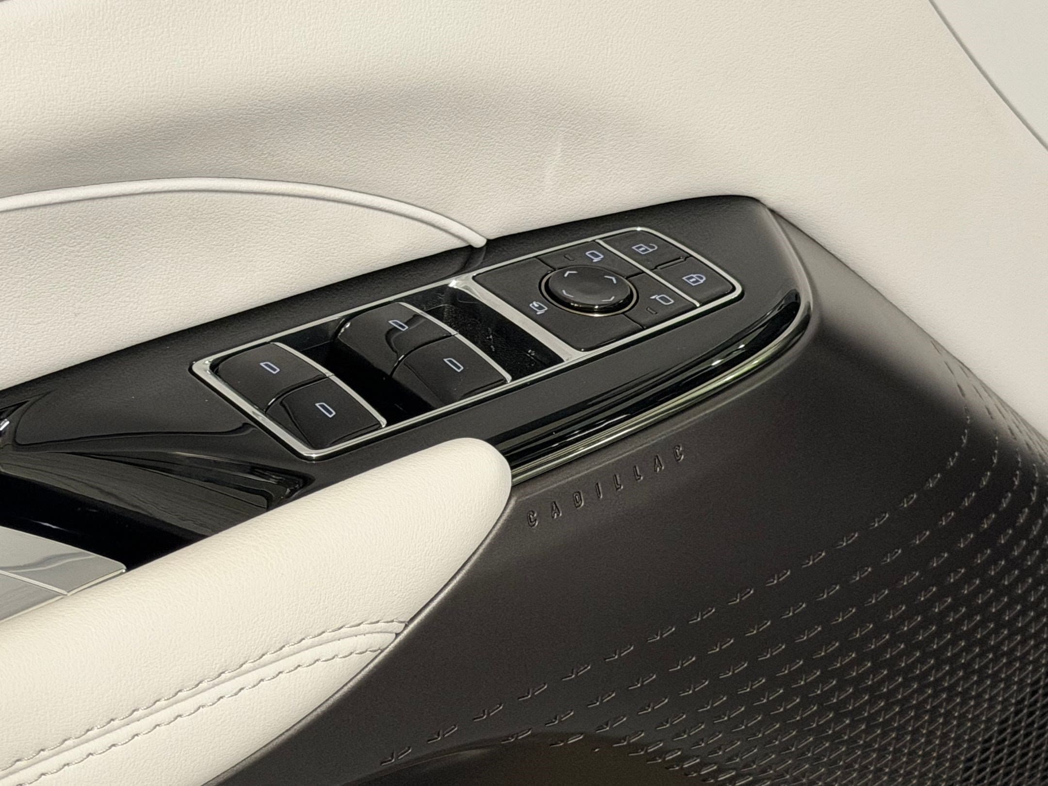 2027 Cadillac LYRIQ Sport - Photo 39