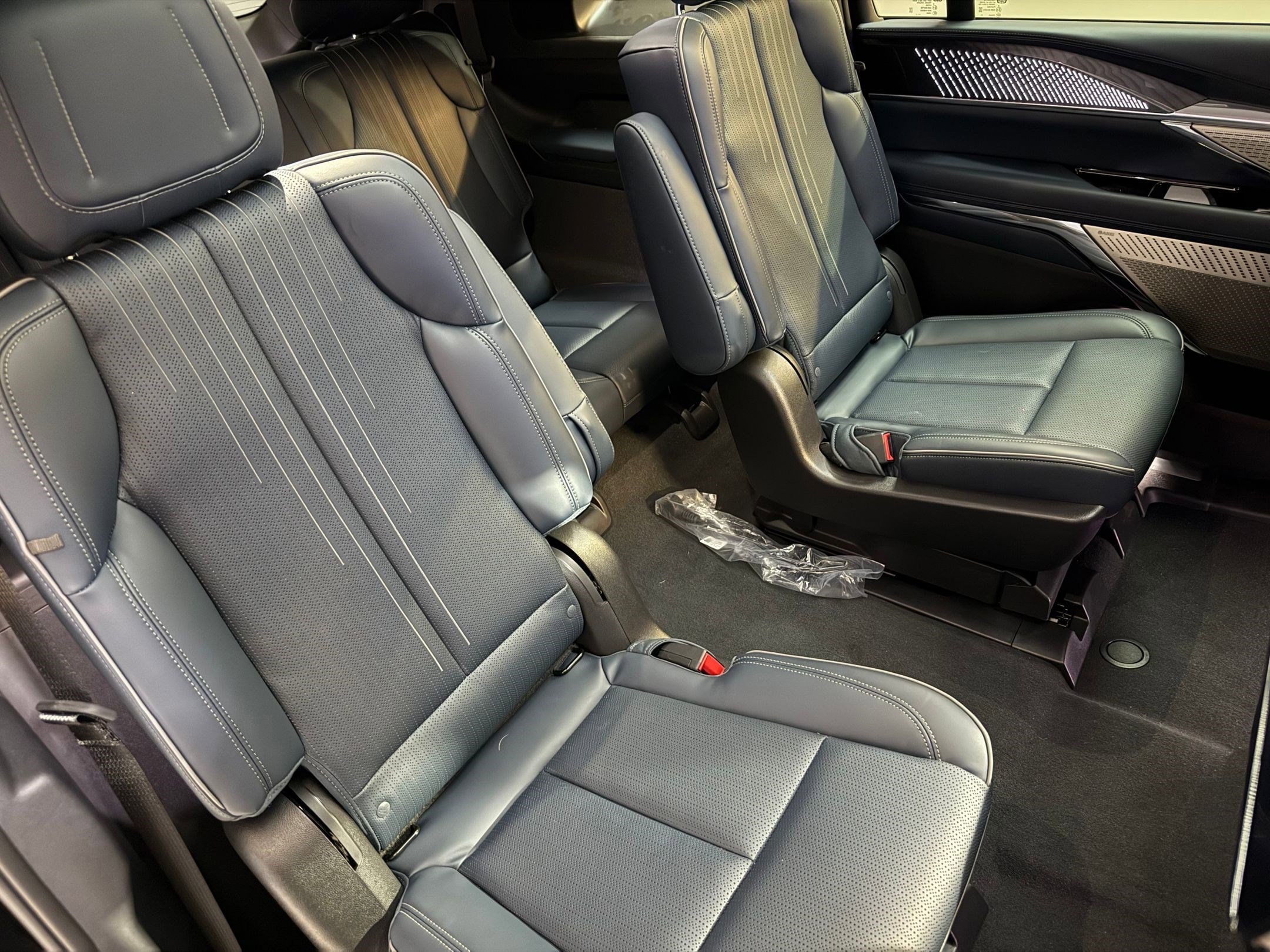 2025 Cadillac Escalade IQ Sport 2 - Photo 54