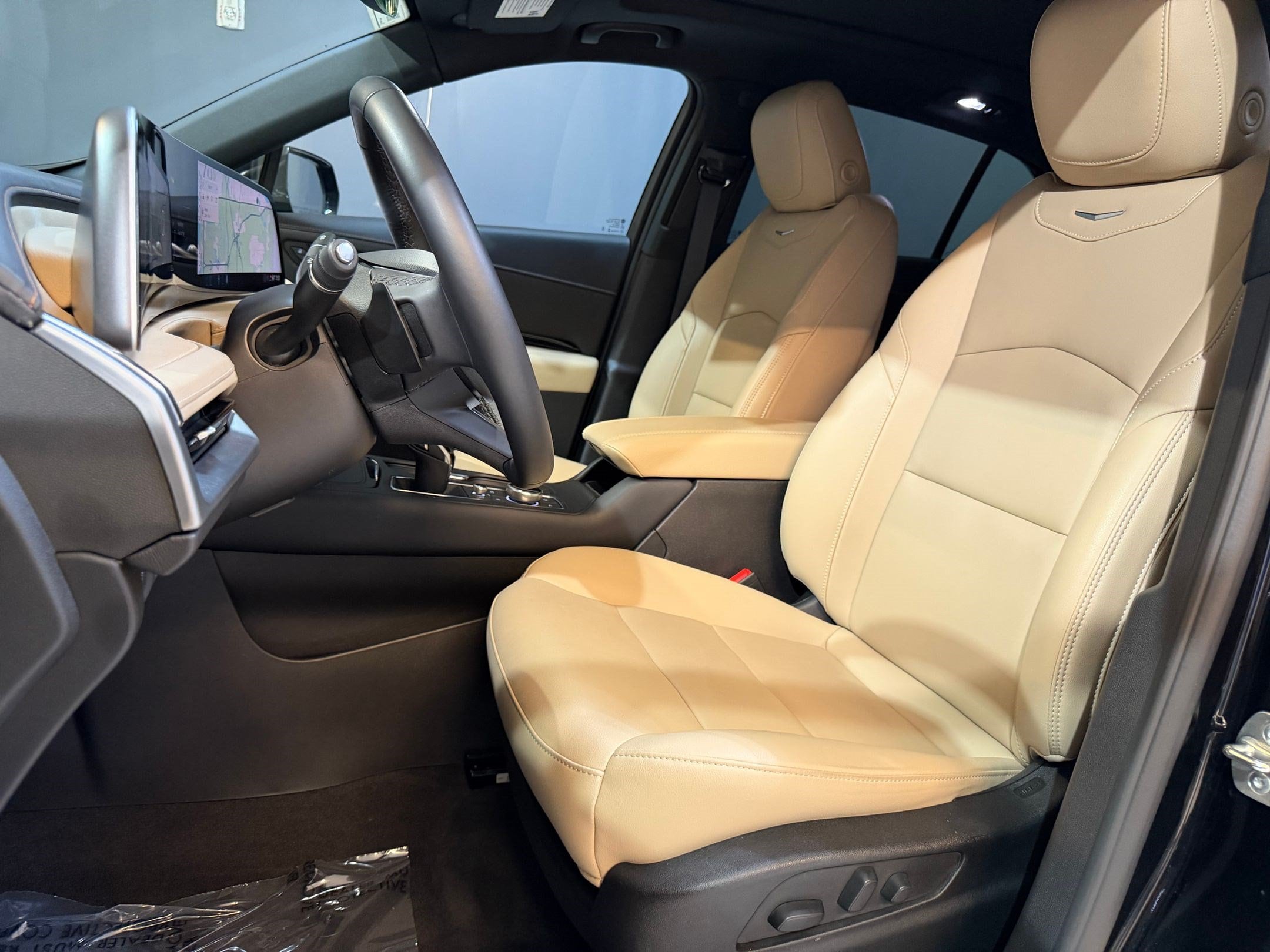 XT4 Luxury SUV
