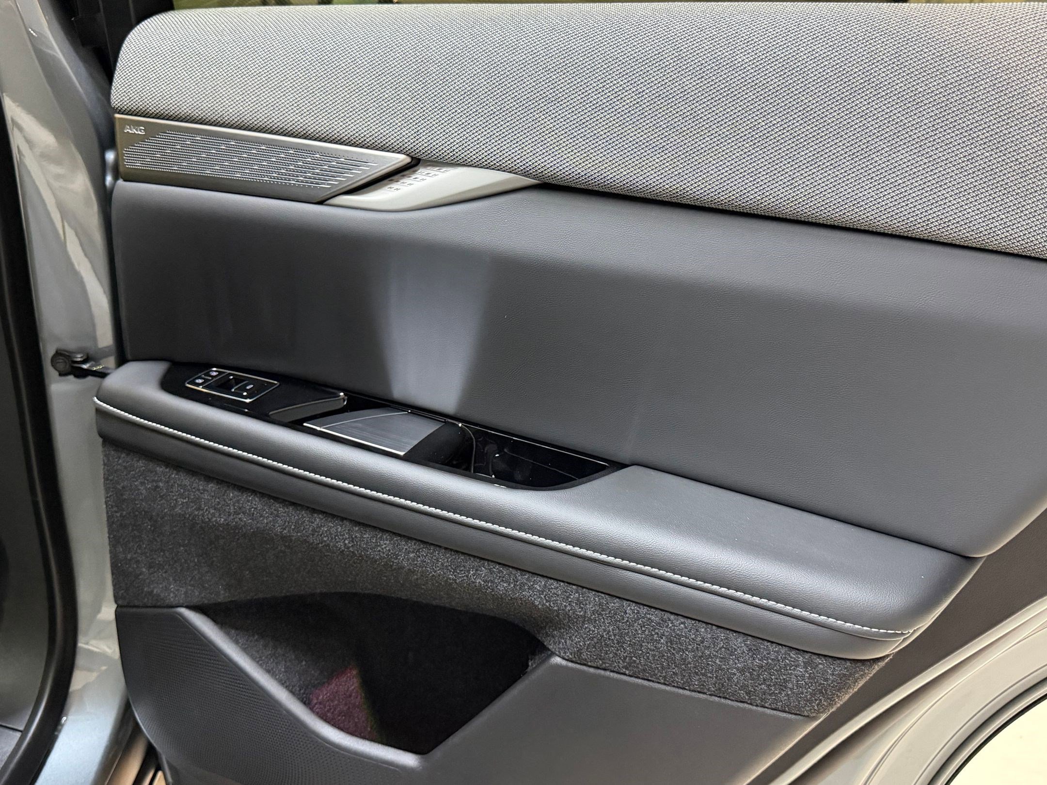 2026 Cadillac OPTIQ Sport - Photo 46