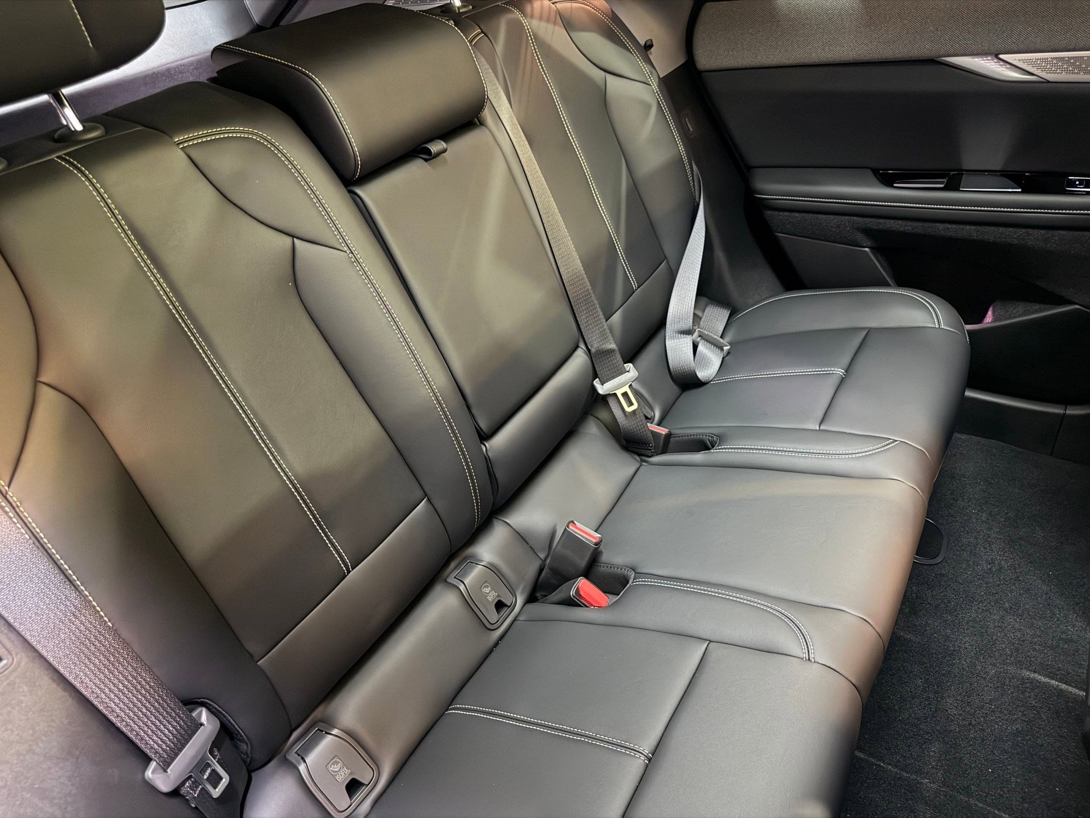 2026 Cadillac OPTIQ Sport - Photo 48