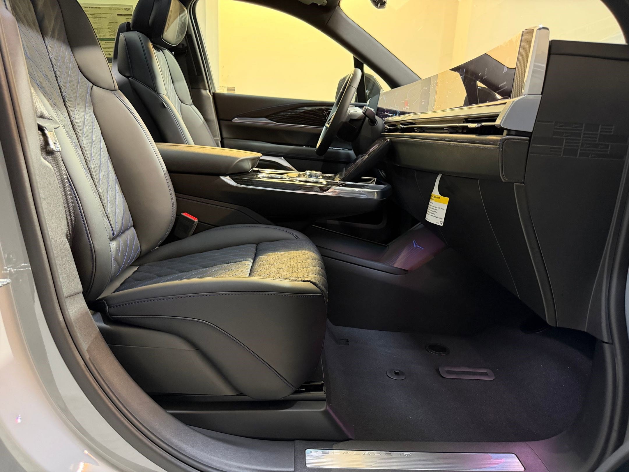 2026 Cadillac Escalade IQ Sport - Photo 57