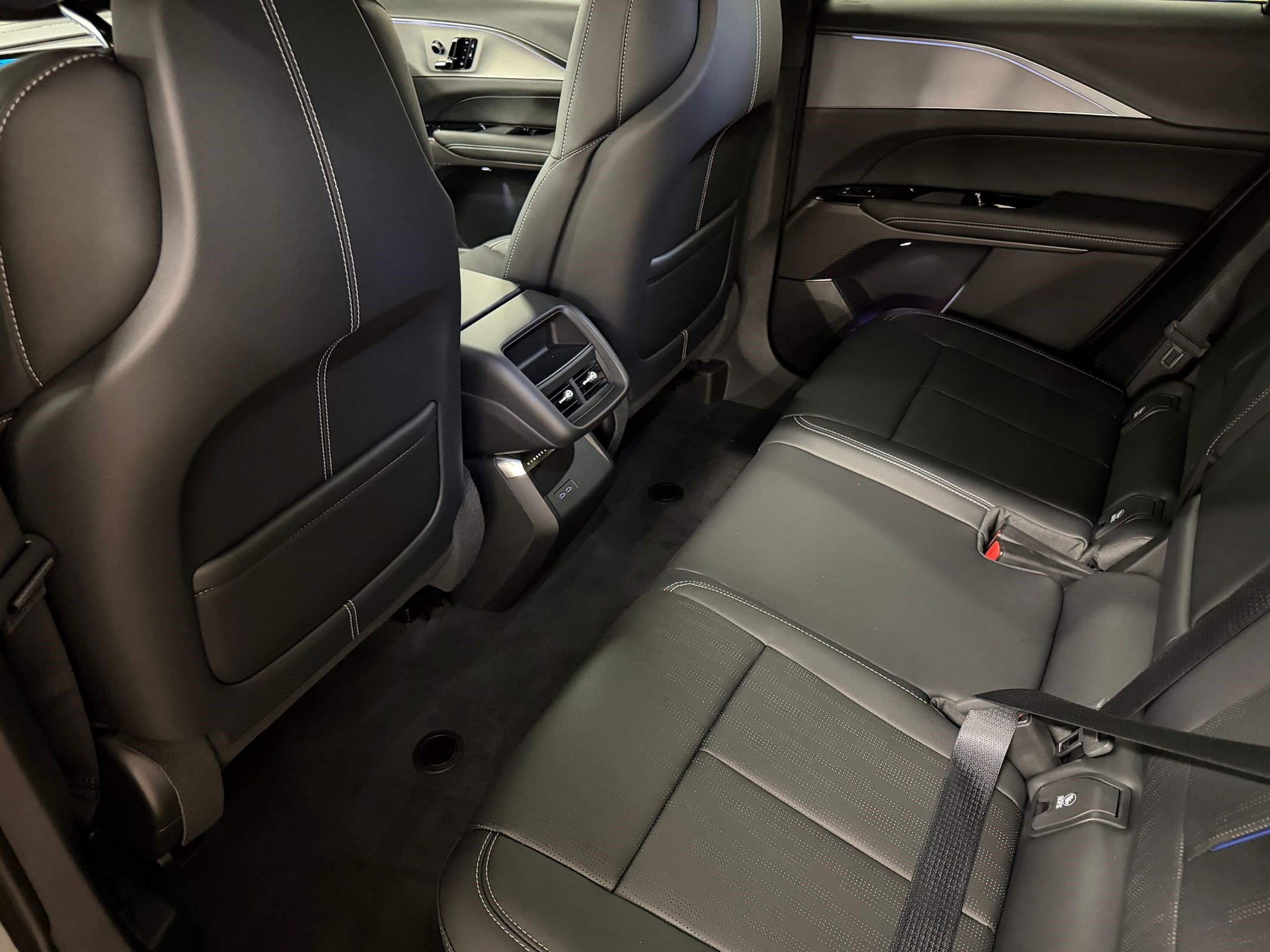 2027 Cadillac LYRIQ Sport - Photo 39