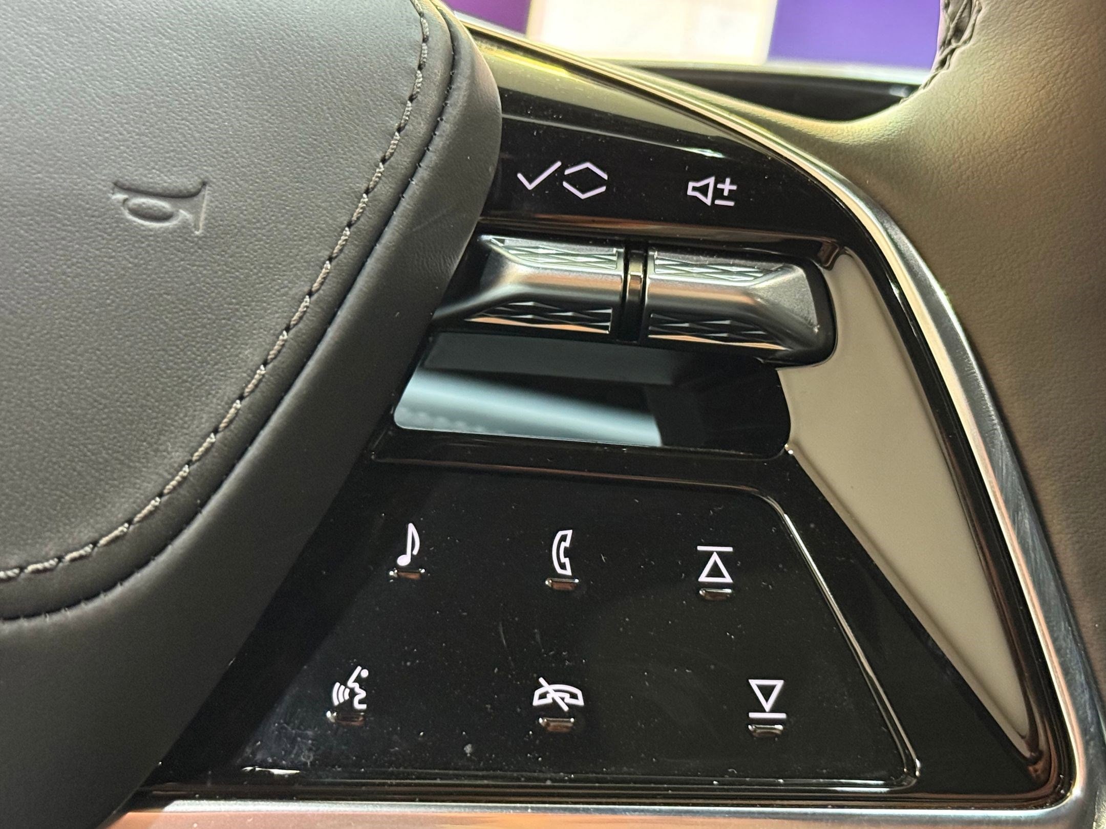 2025 Cadillac Escalade IQ Sport 2 - Photo 31