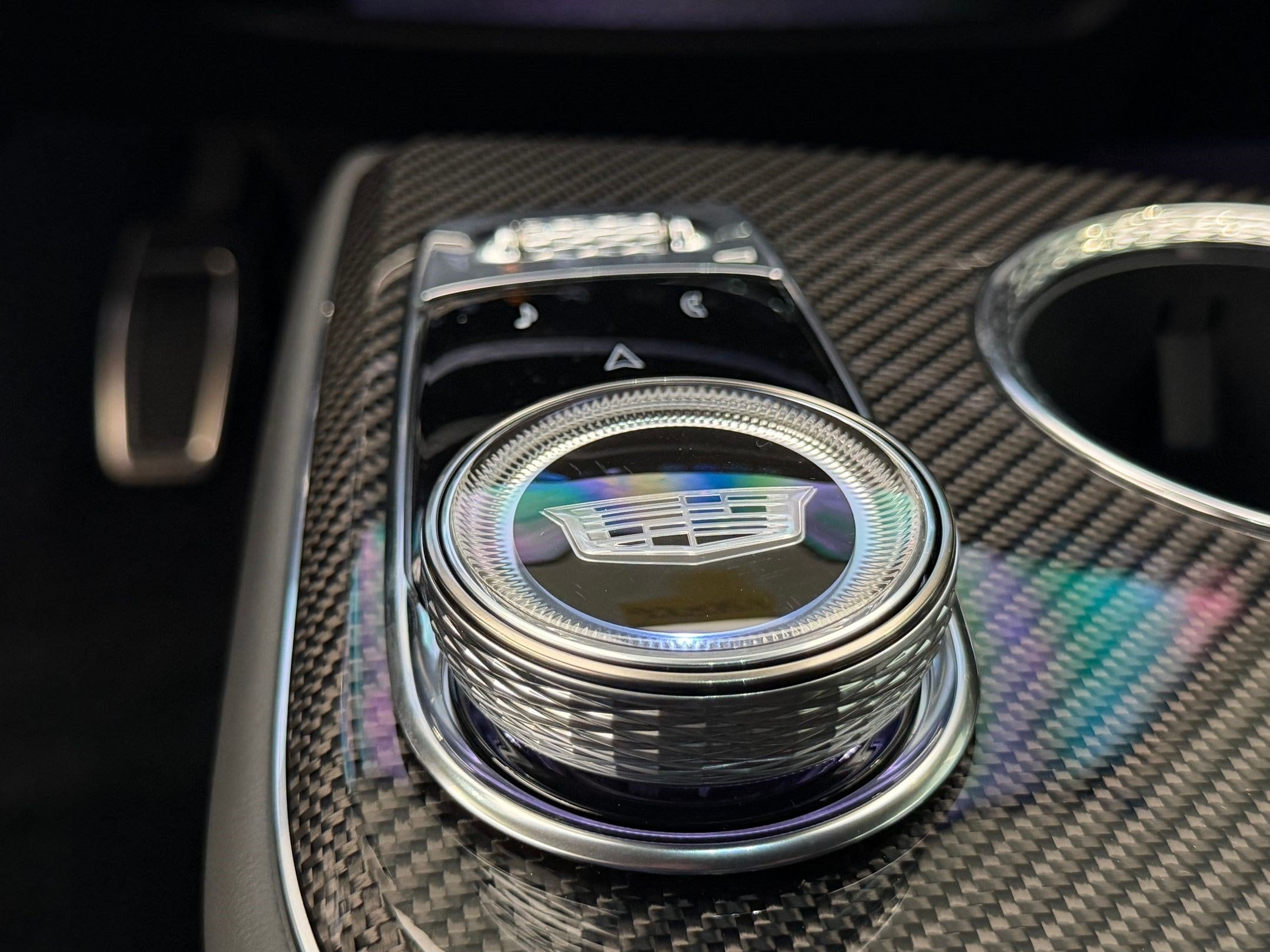 2027 Cadillac OPTIQ V-Series - Photo 16