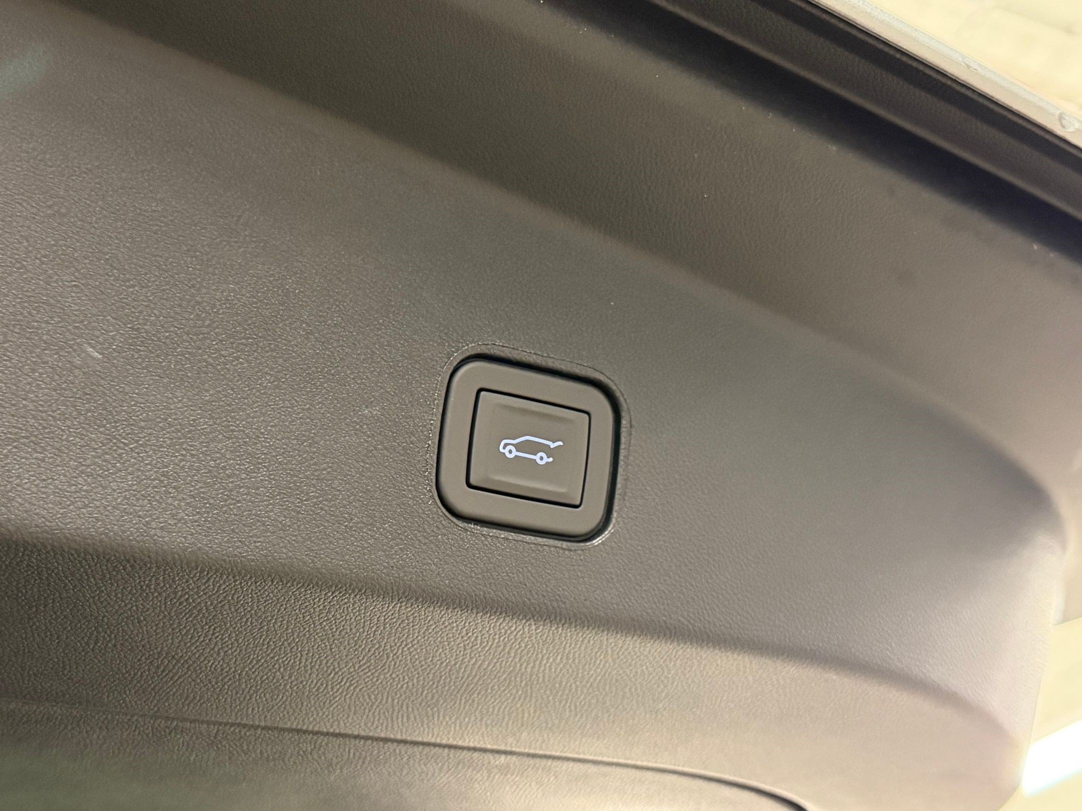2027 Cadillac LYRIQ Sport - Photo 25