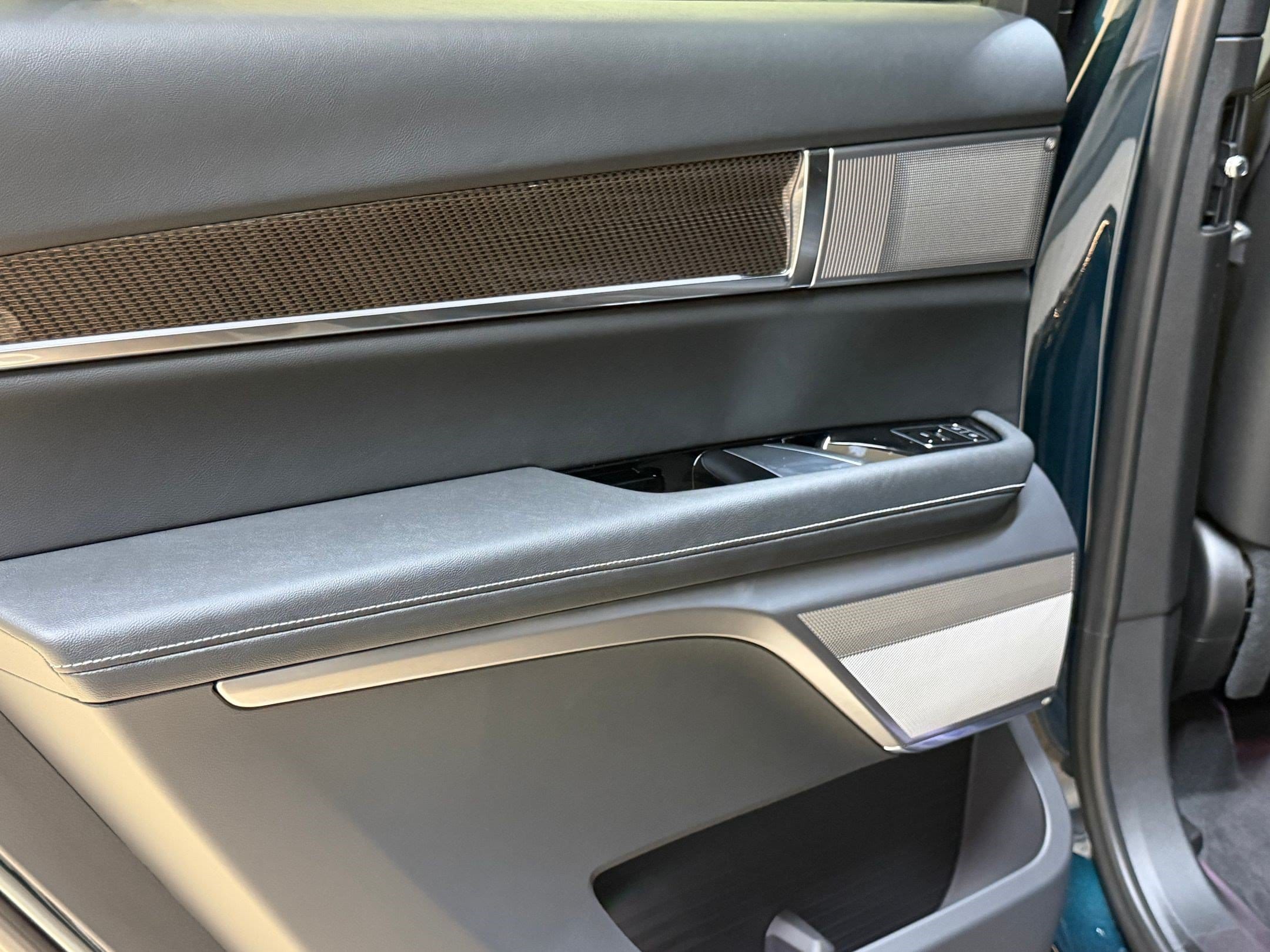 2026 Cadillac VISTIQ Luxury - Photo 41