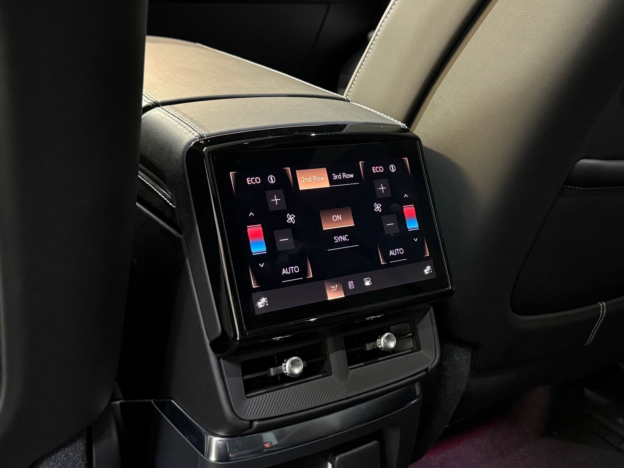 2026 Cadillac VISTIQ Luxury - Photo 44