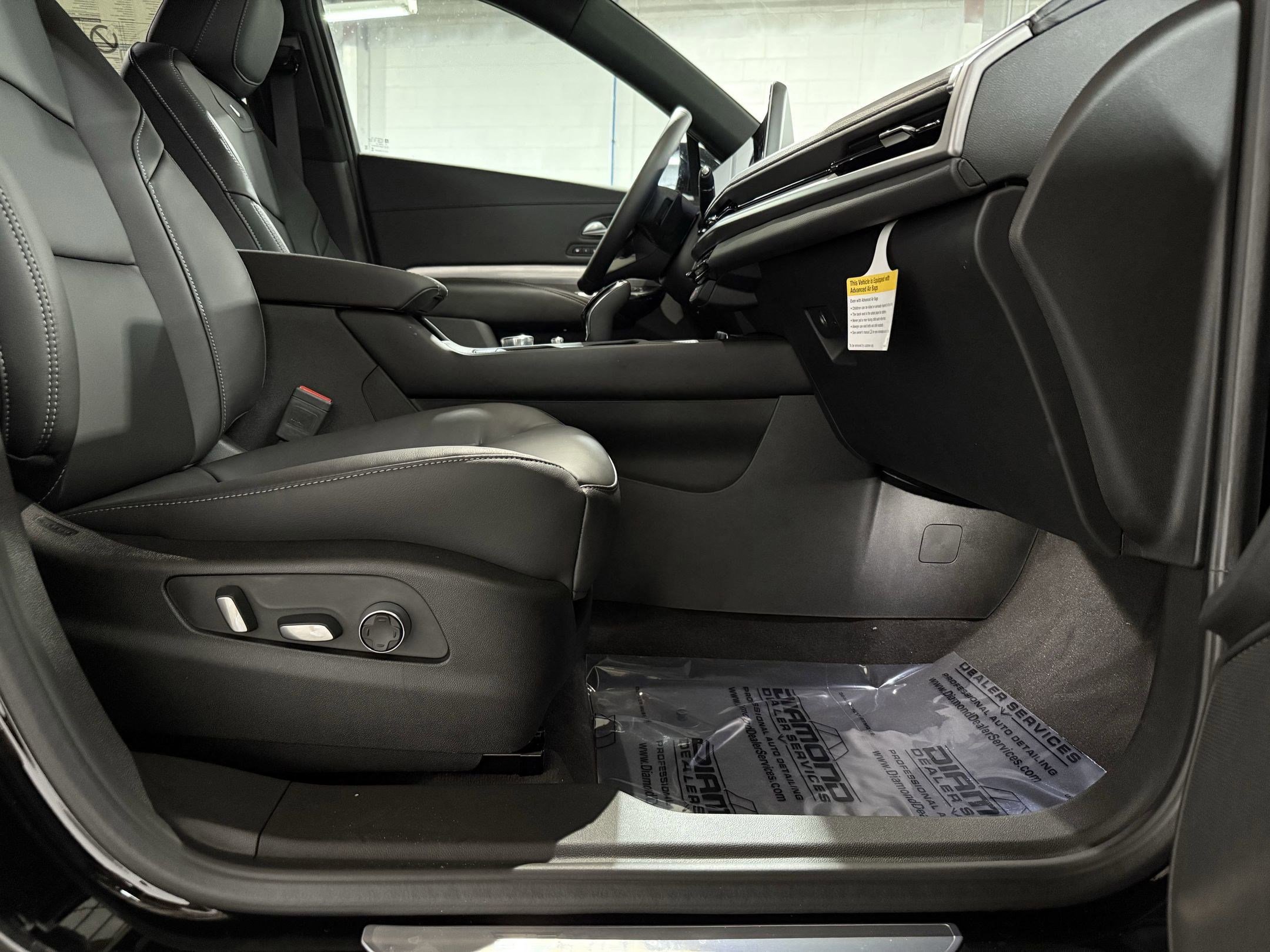 2025 Cadillac XT4 Premium Luxury - Photo 46