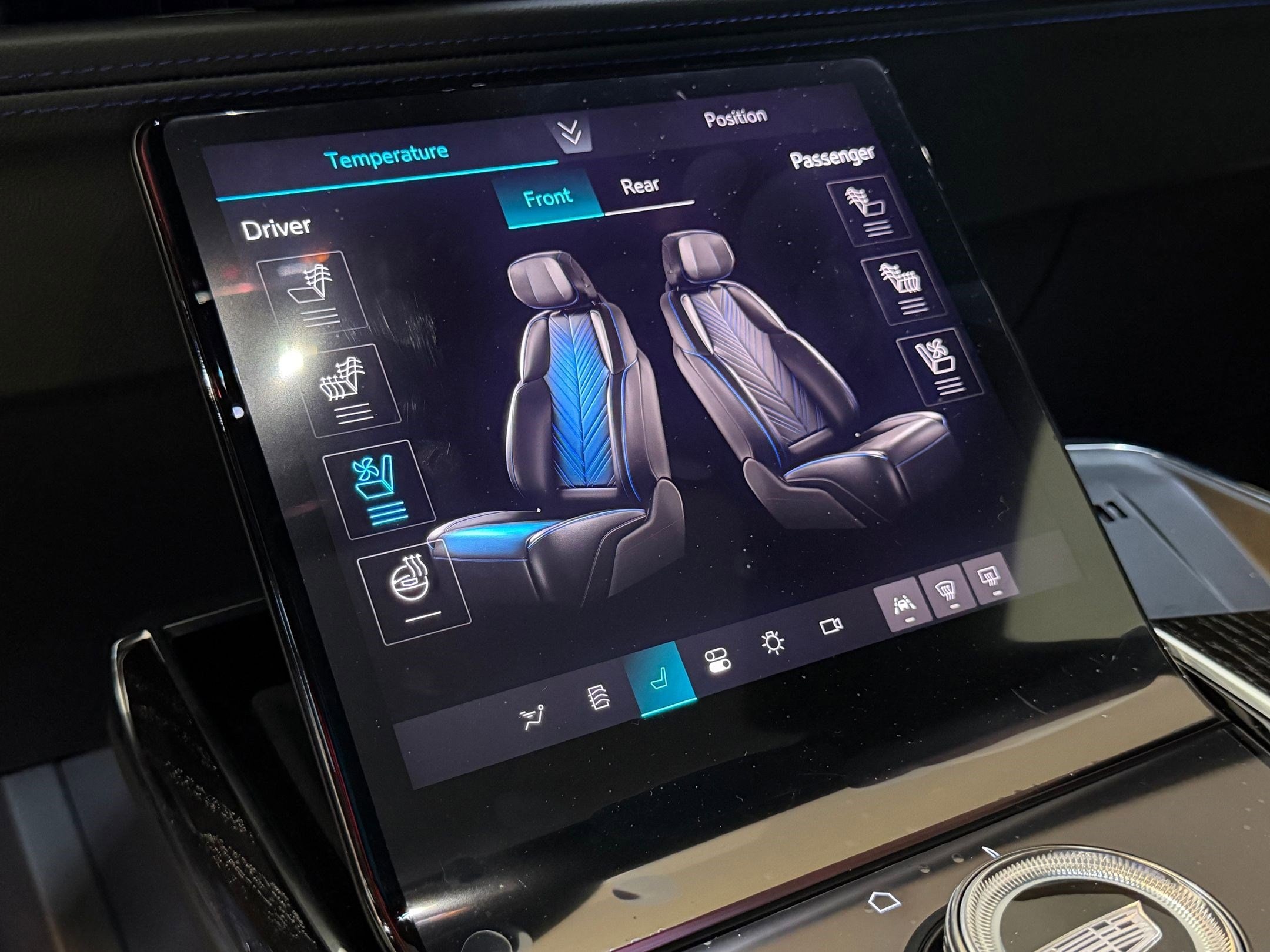 2026 Cadillac Escalade IQ Sport - Photo 36