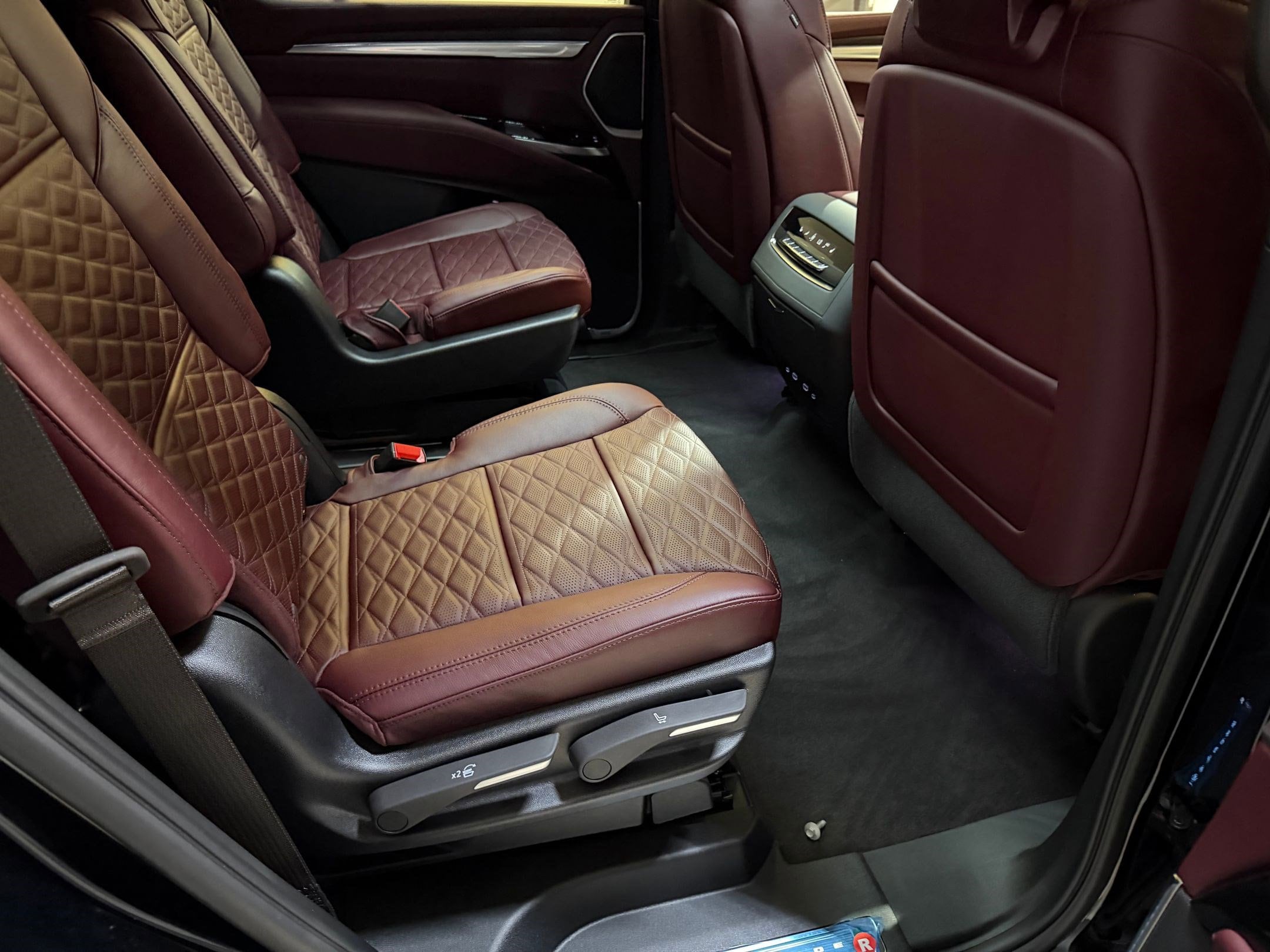 2026 Cadillac Escalade Luxury - Photo 57