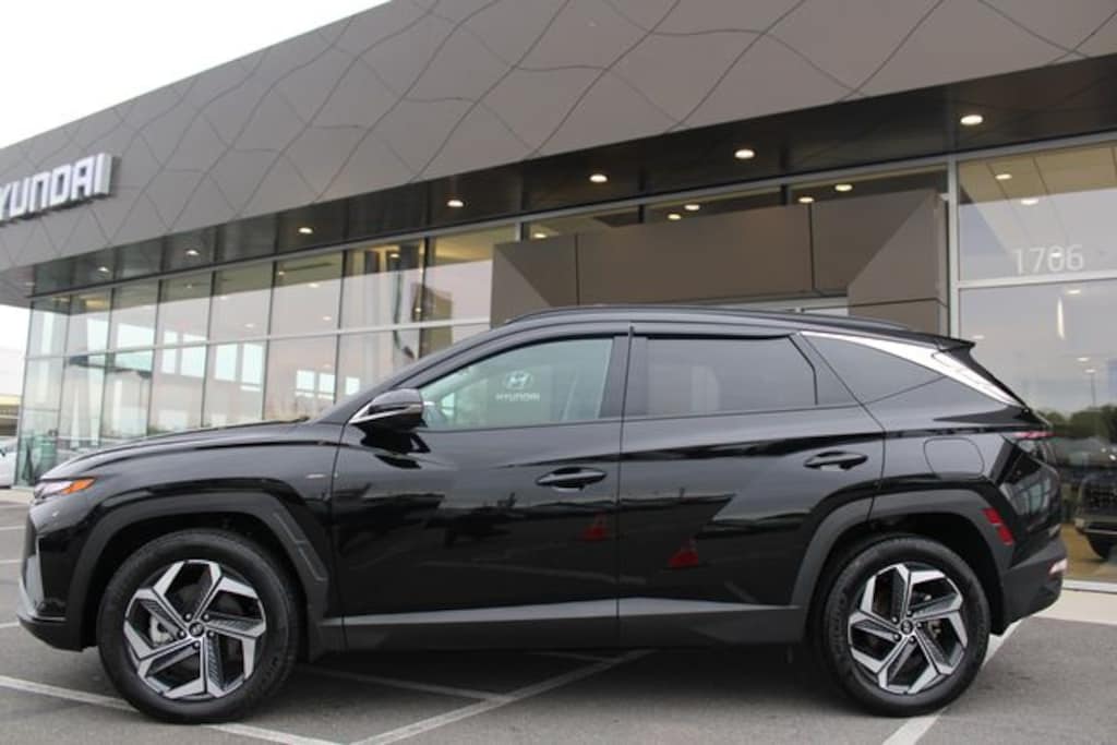 Certified 2023 Hyundai Tucson Hybrid Limited SUV