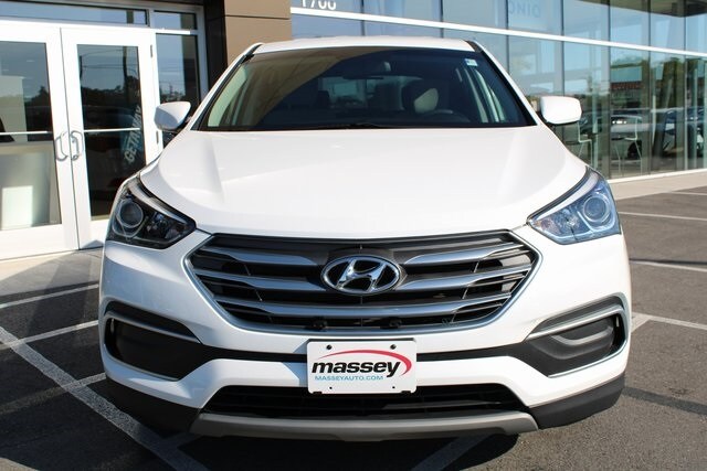 2018 Hyundai Santa Fe Sport Base photo 2