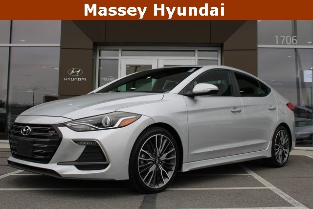 2018 Hyundai Elantra Sport's photo