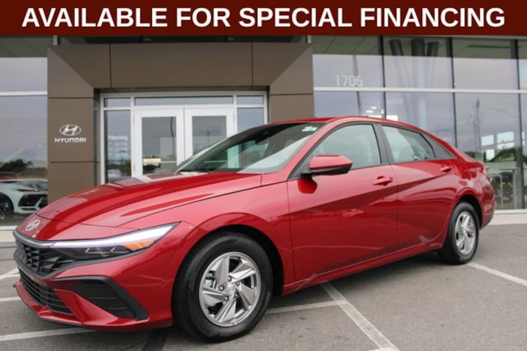 Certified 2025 Hyundai Elantra SE Sedan