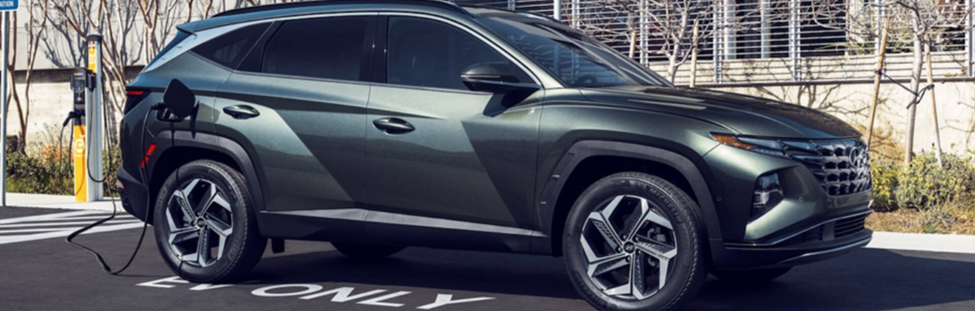 Pros & Cons of Hyundai Hybrid Cars