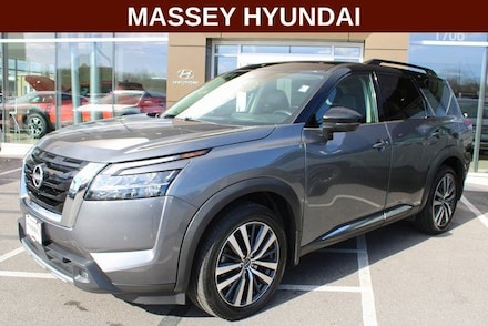 2022 Nissan Pathfinder Platinum SUV