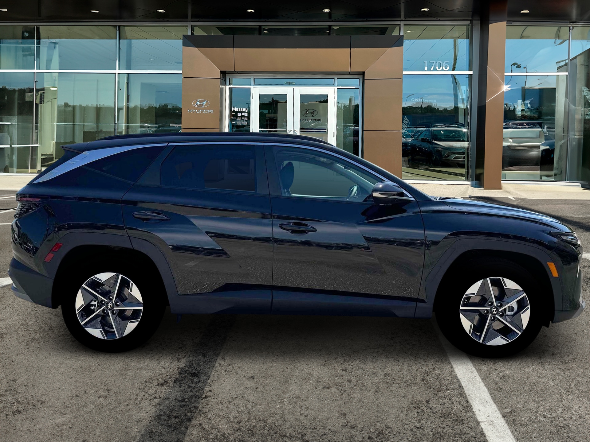 2026 Hyundai Tucson SEL Premium - Photo 9