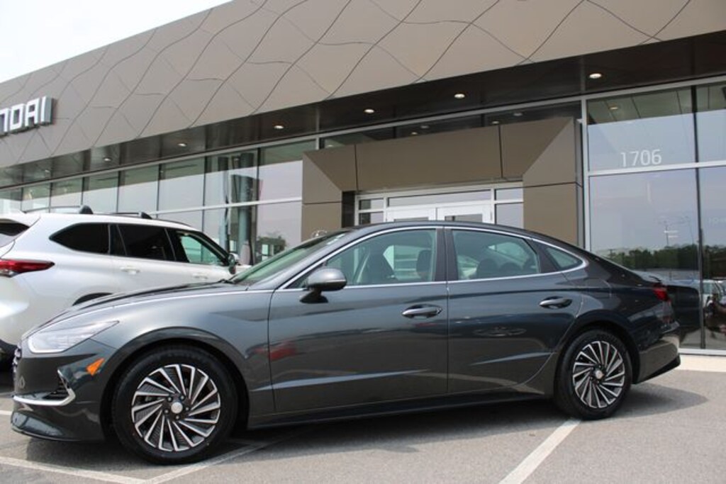 Certified 2023 Hyundai Sonata Hybrid SEL Sedan