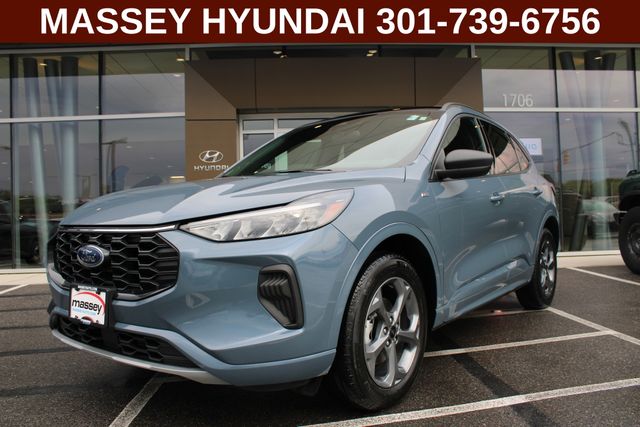 2024 Ford Escape ST-Line AWD's photo