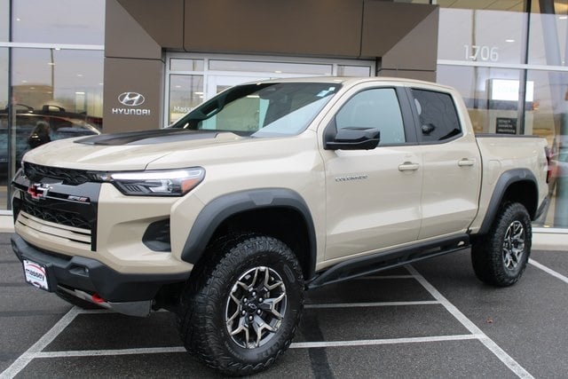 2023 Chevrolet Colorado ZR2's photo